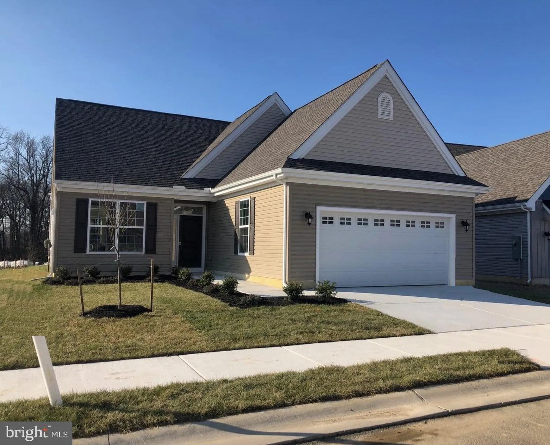 Property Slideshow image 1 of 11 | 643 resort blvd, Dover, DE, 19904