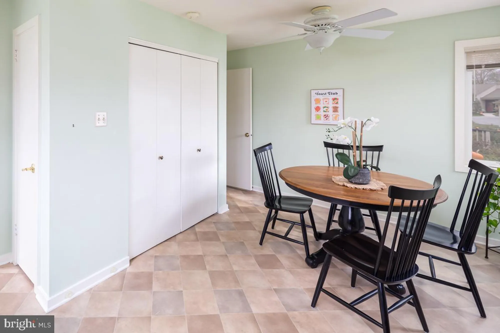 Property Slideshow image 13 of 22 | 293 devon ln, West Chester, PA, 19380