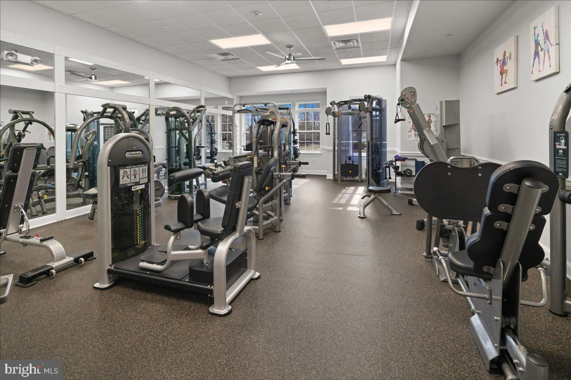 Property Slideshow image 60 of 65 | 9 bellingham dr, Kendall Park, NJ, 08824