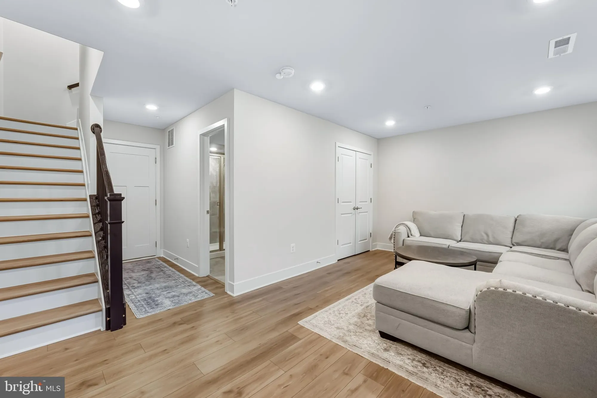 Property Slideshow image 35 of 50 | 7206 sprouse ct, Glen Burnie, MD, 21060