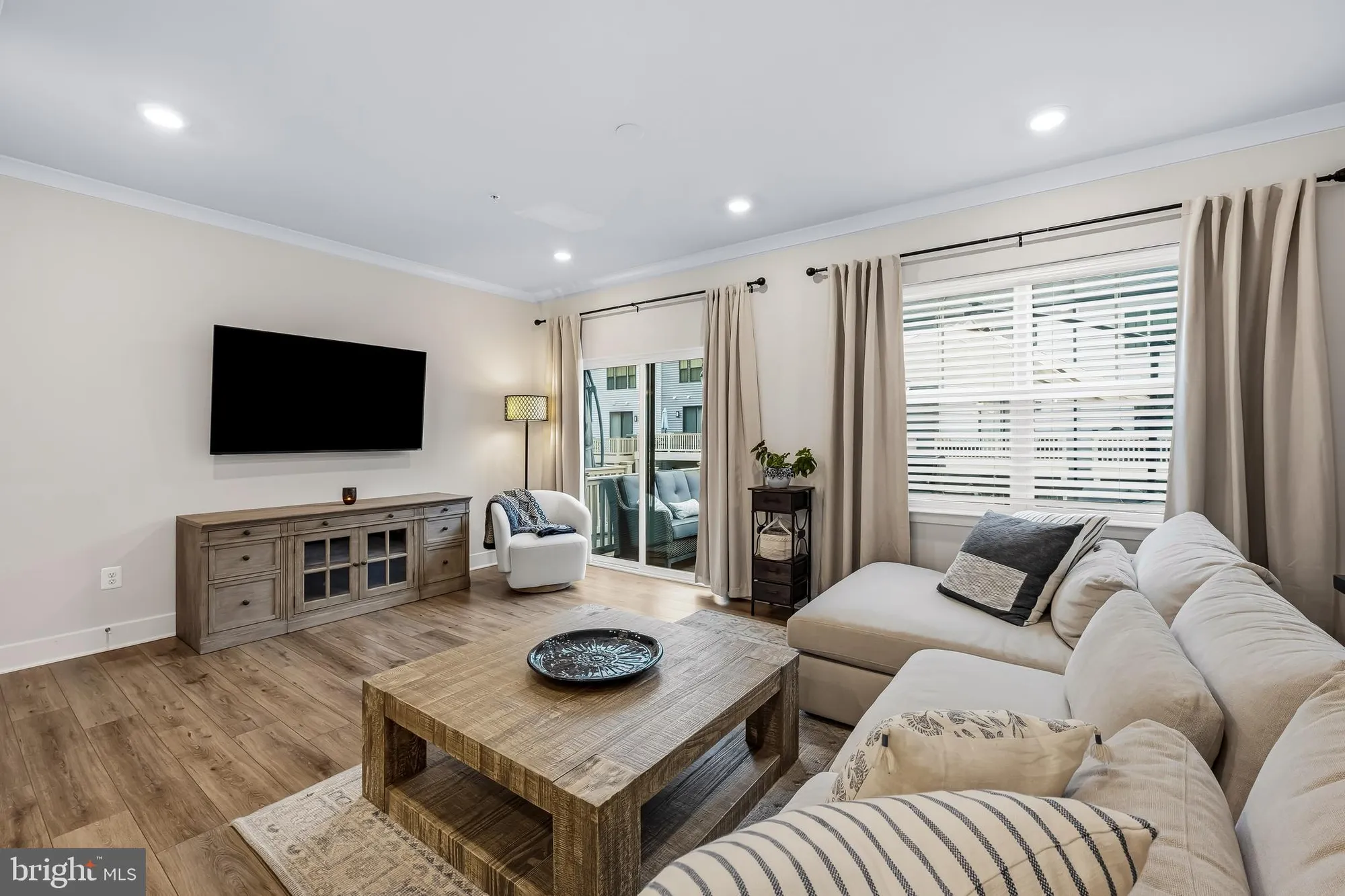 Property Slideshow image 4 of 50 | 7206 sprouse ct, Glen Burnie, MD, 21060