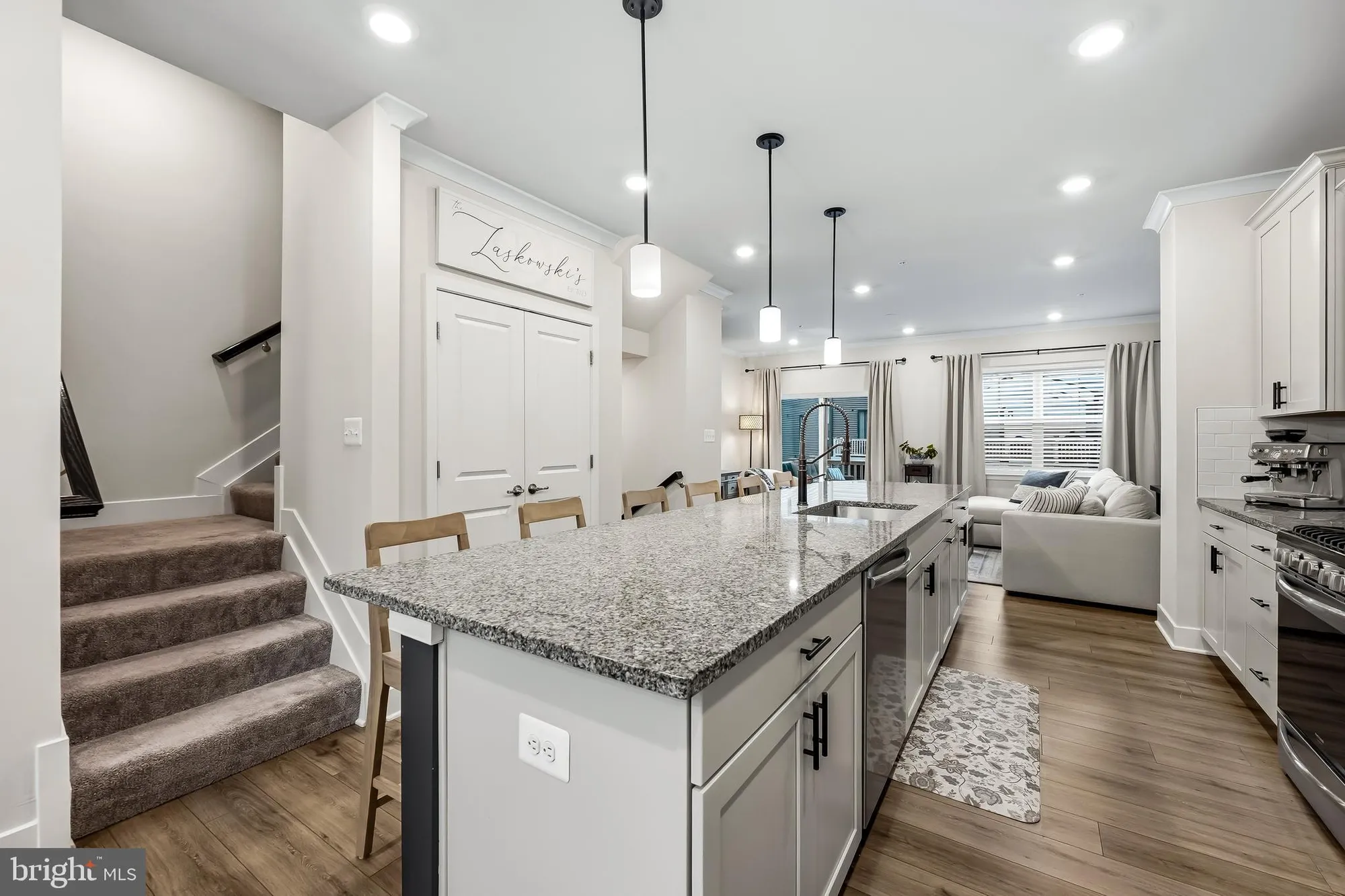 Property Slideshow image 10 of 50 | 7206 sprouse ct, Glen Burnie, MD, 21060