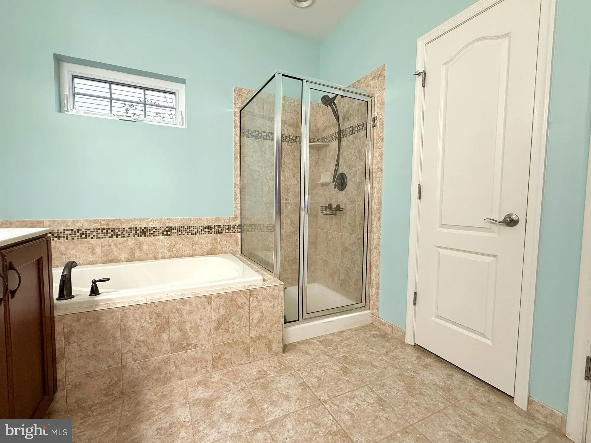 Property Slideshow image 44 of 85 | 140 weatherby ln, Glassboro, NJ, 08028