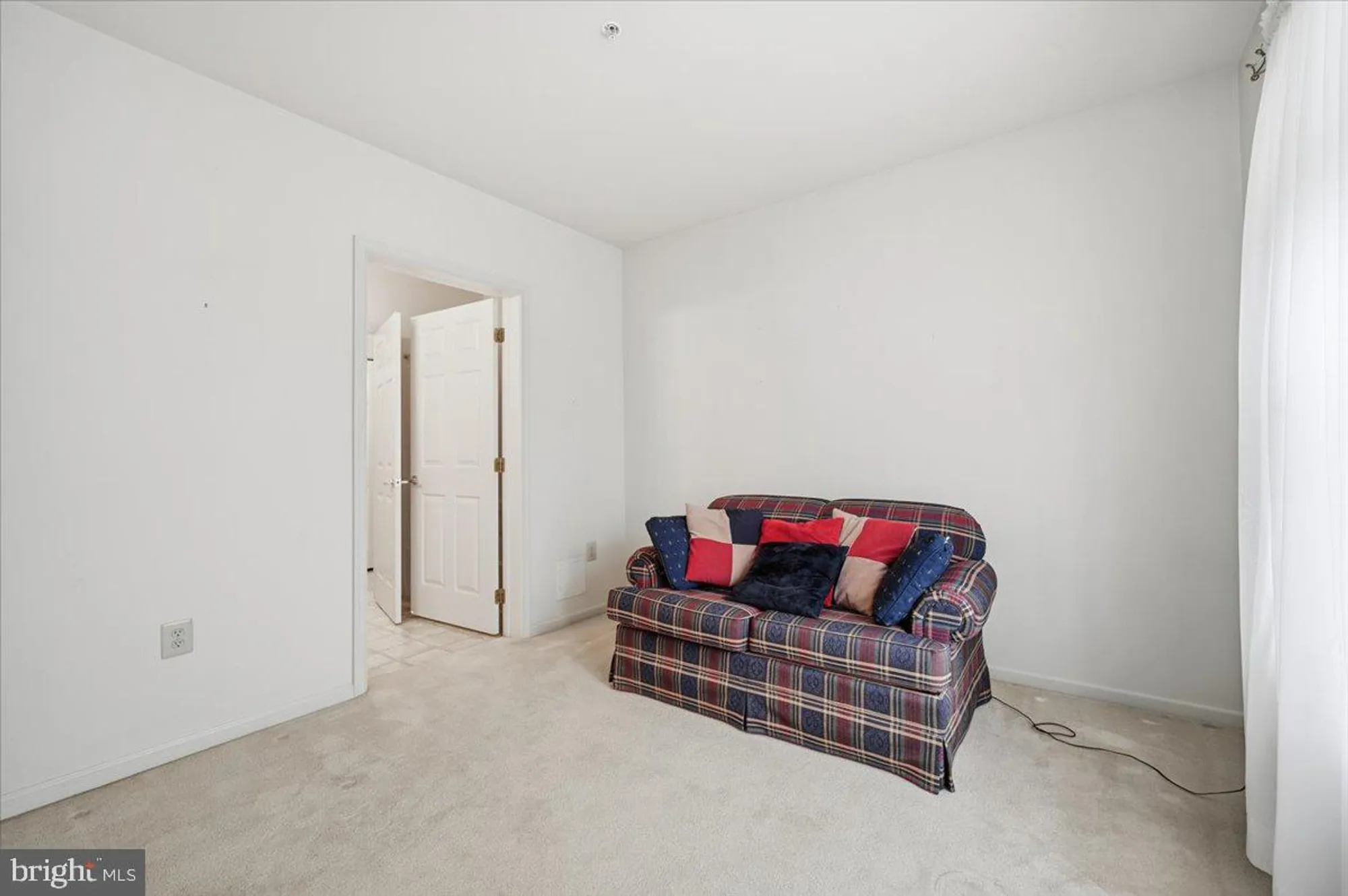 Property Slideshow image 14 of 36 | 5 patterson ave, East Norriton, PA, 19401