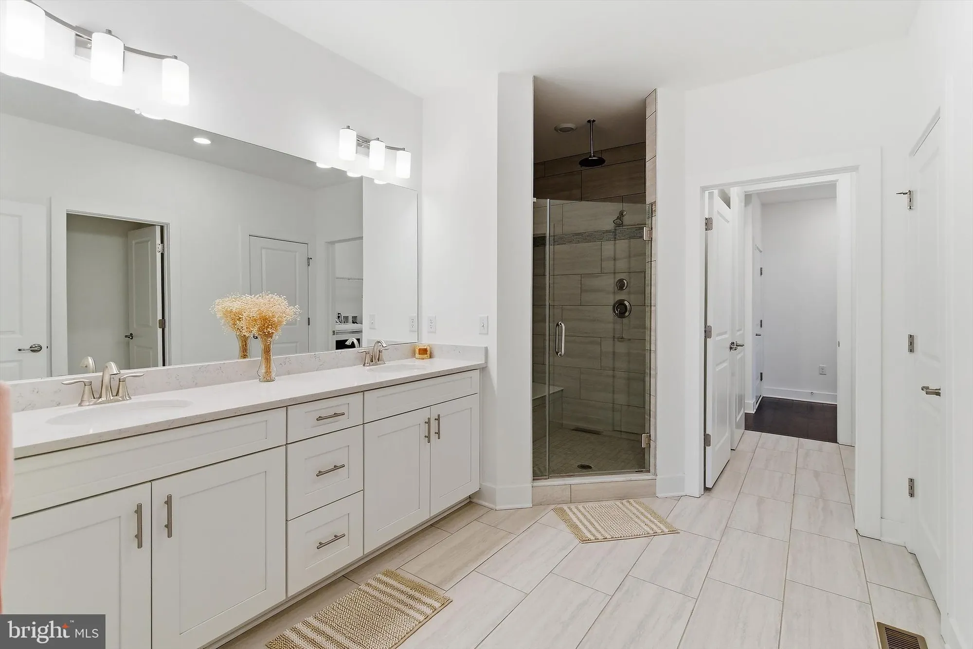 Property Slideshow image 21 of 56 | 4 dogleg ln, Lawrenceville, NJ, 08648