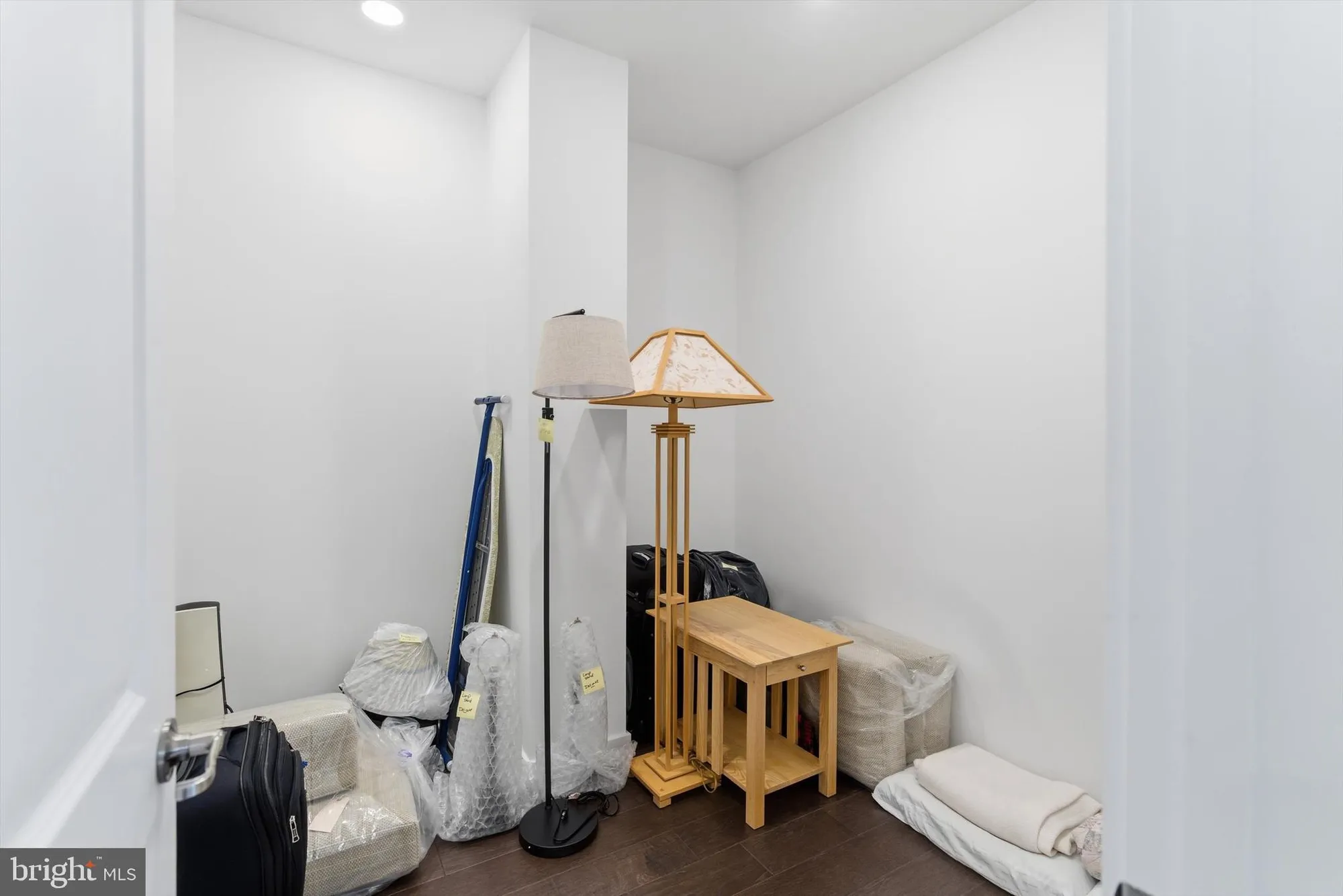 Property Slideshow image 36 of 56 | 4 dogleg ln, Lawrenceville, NJ, 08648