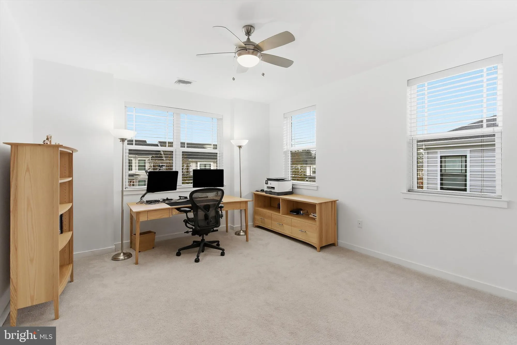 Property Slideshow image 32 of 56 | 4 dogleg ln, Lawrenceville, NJ, 08648