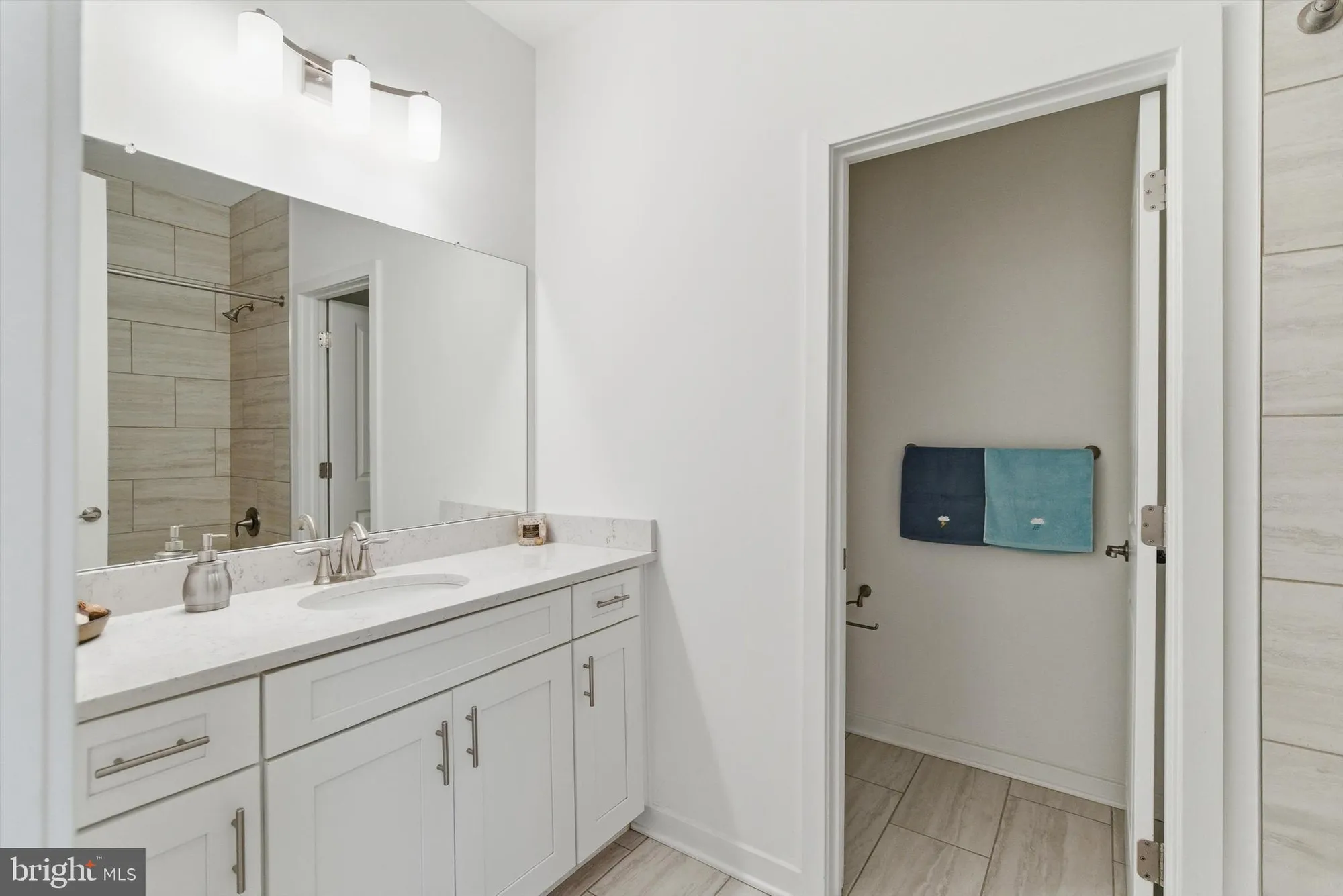 Property Slideshow image 34 of 56 | 4 dogleg ln, Lawrenceville, NJ, 08648