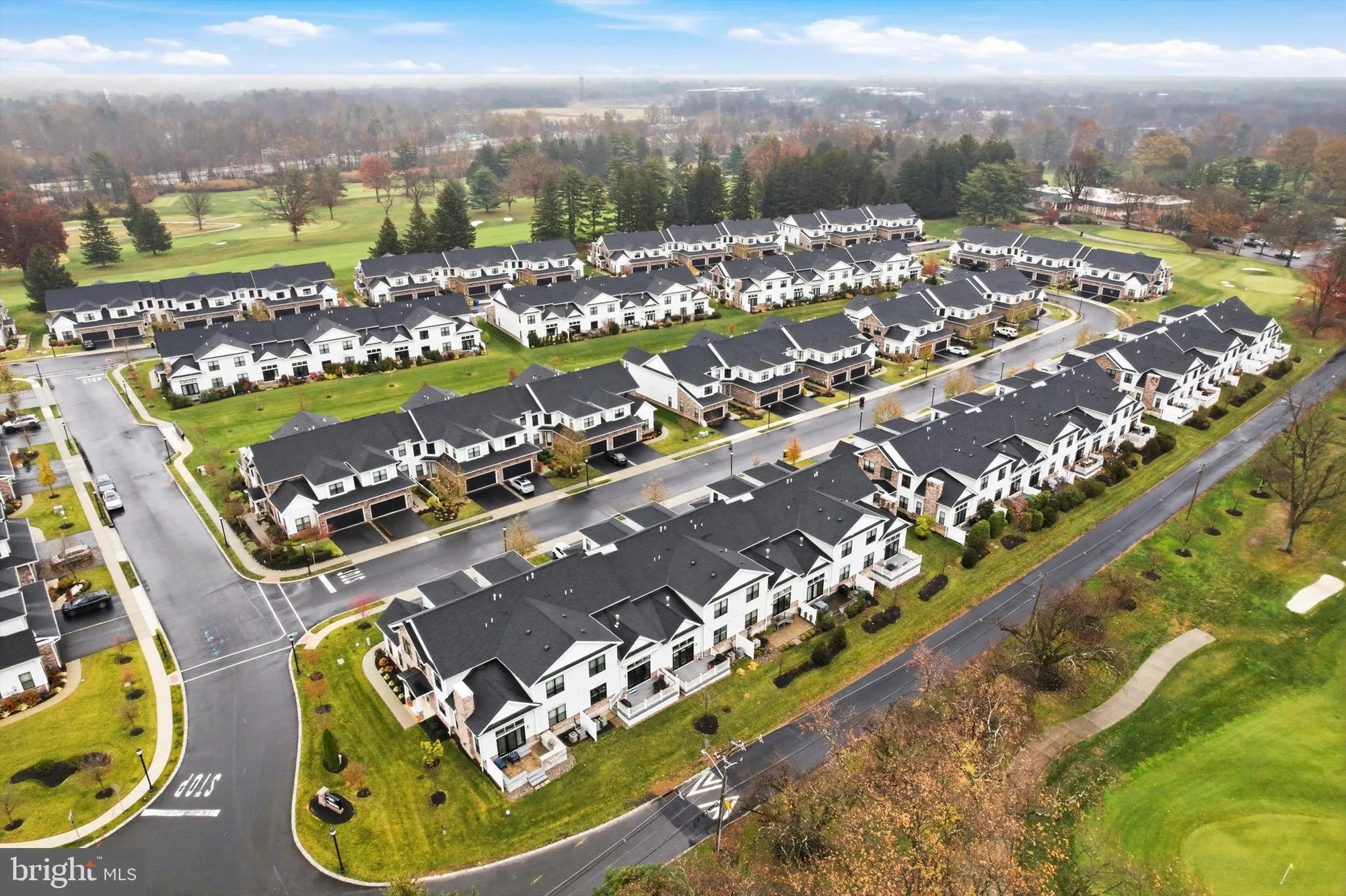 Property Slideshow image 43 of 56 | 4 dogleg ln, Lawrenceville, NJ, 08648