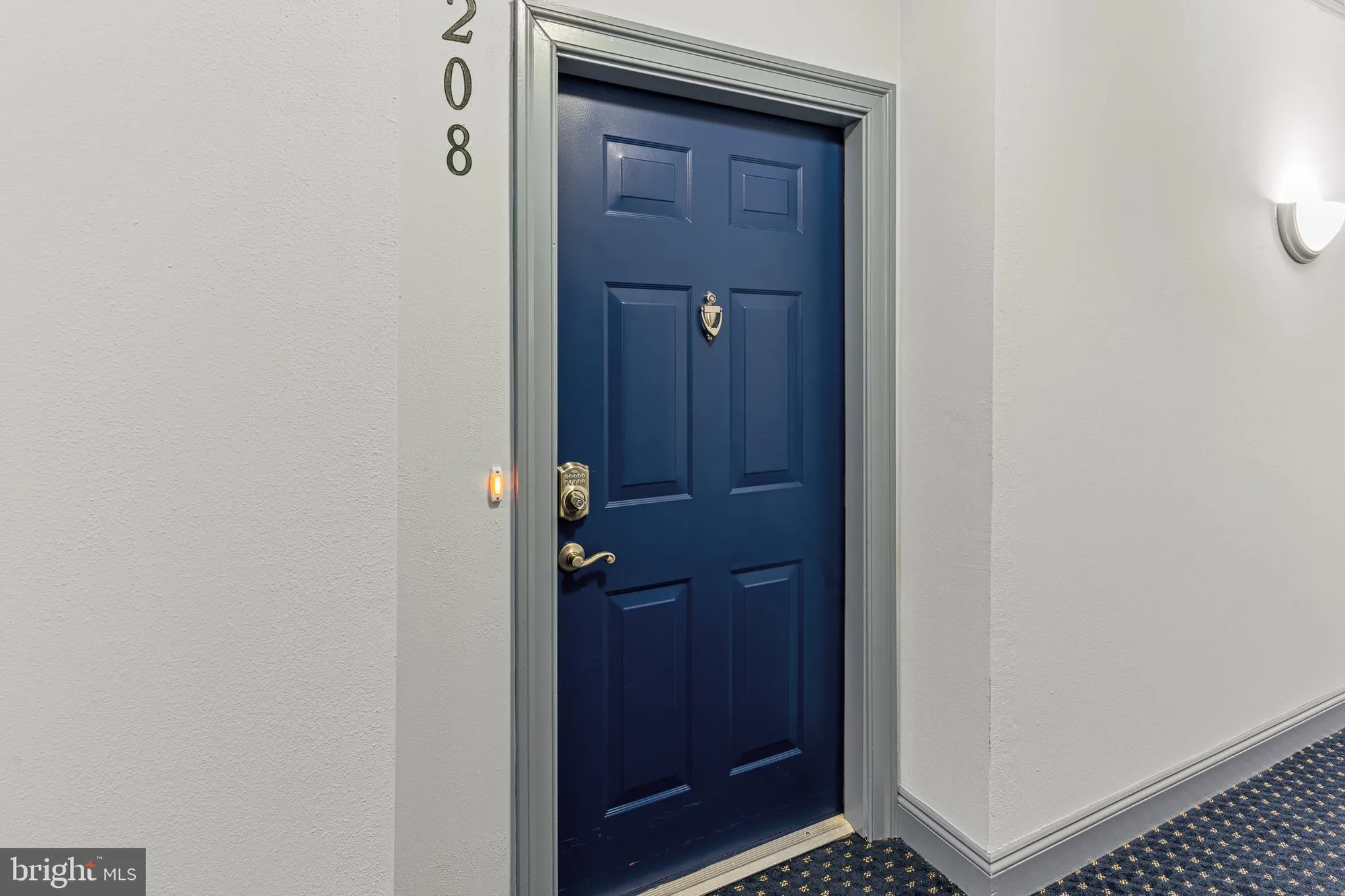 Property Slideshow image 3 of 16 | 8615 wandering fox trl 208, Odenton, MD, 21113