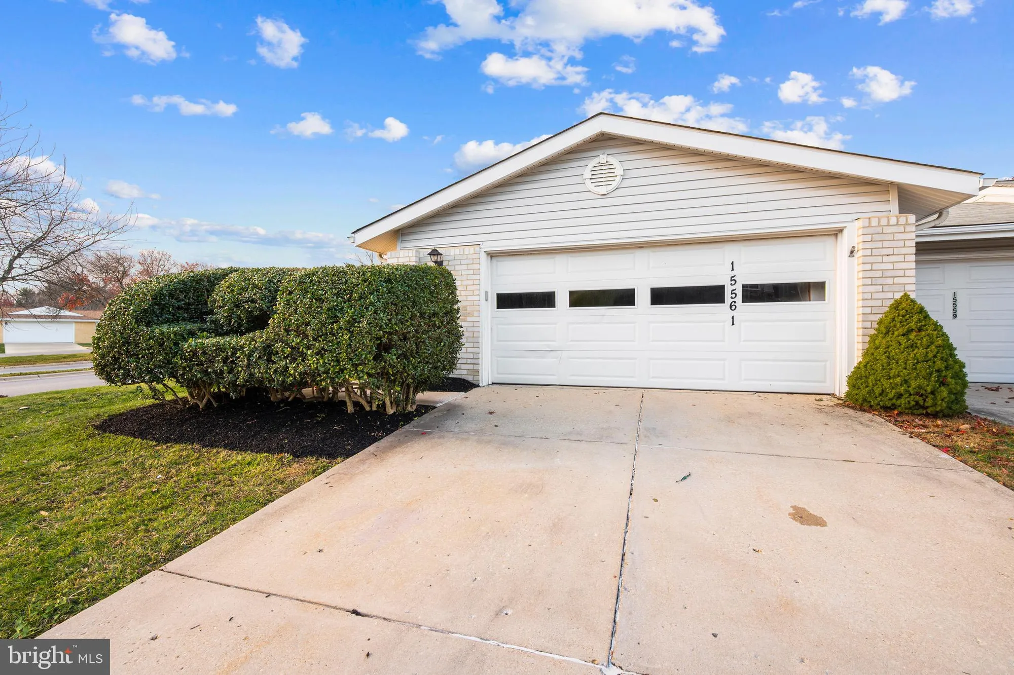 Property Slideshow image 3 of 33 | 15561 prince frederick way # 114-a, Silver Spring, MD, 20906