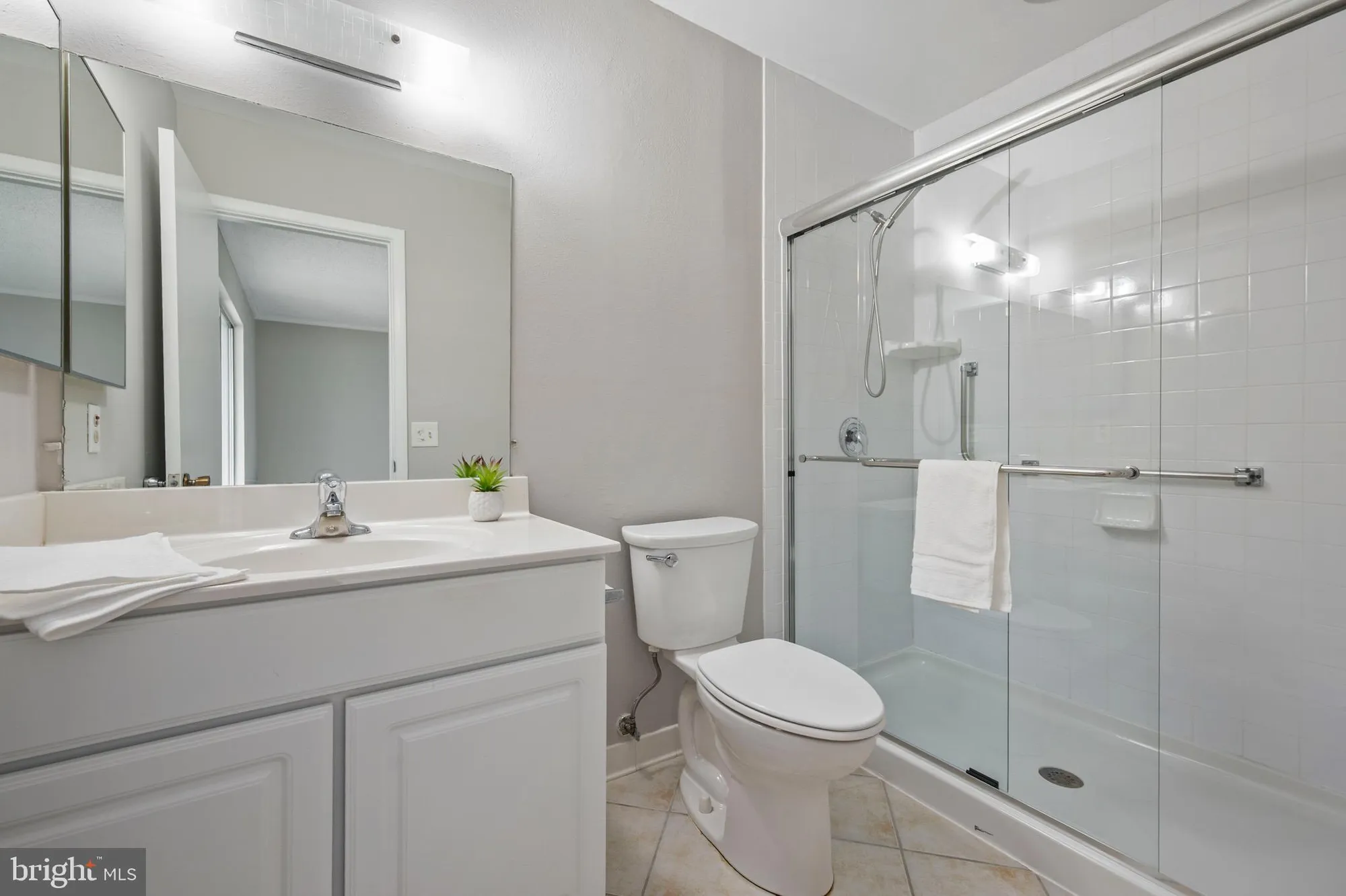 Property Slideshow image 24 of 33 | 15561 prince frederick way # 114-a, Silver Spring, MD, 20906