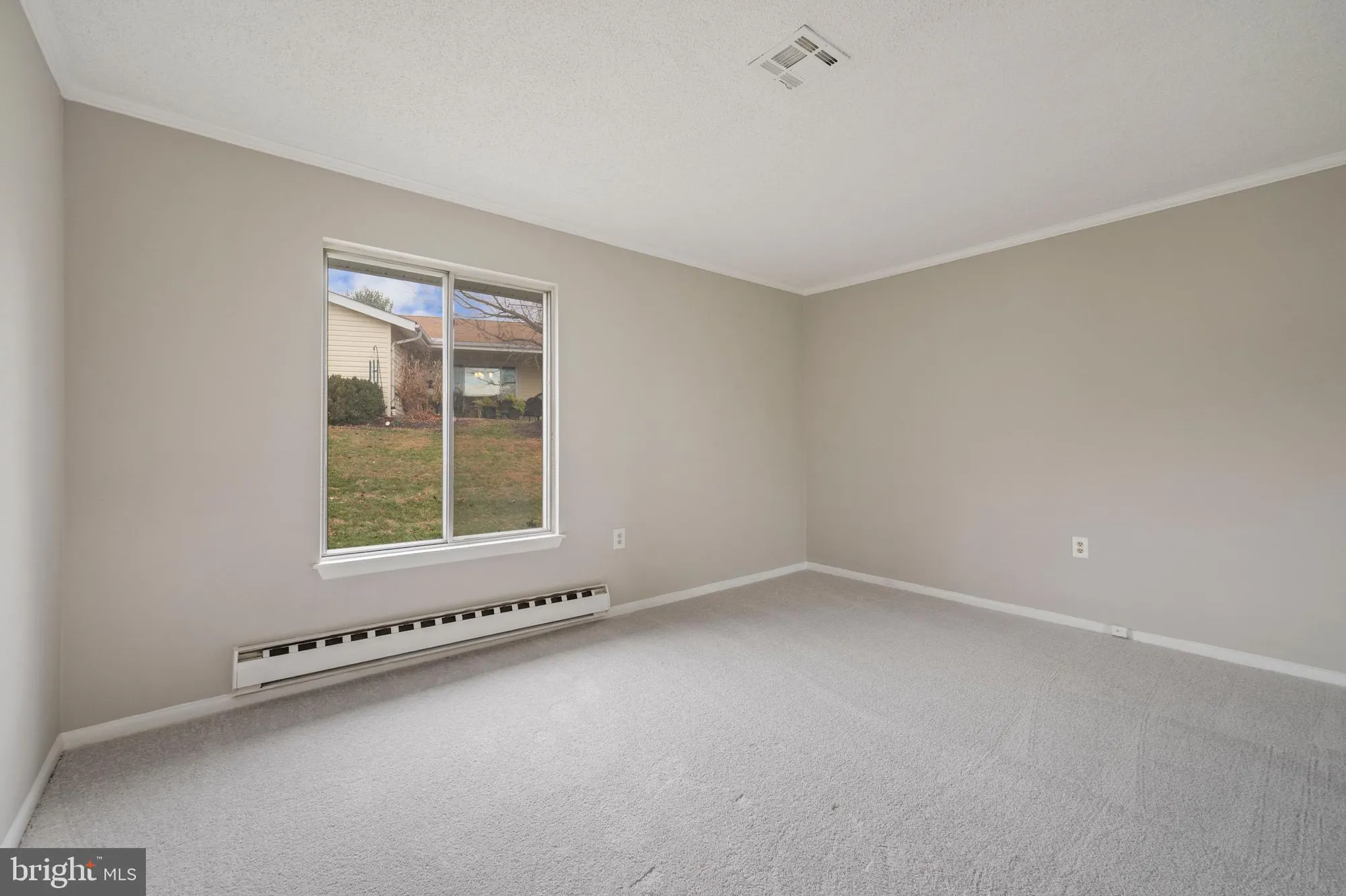 Property Slideshow image 32 of 33 | 15561 prince frederick way # 114-a, Silver Spring, MD, 20906