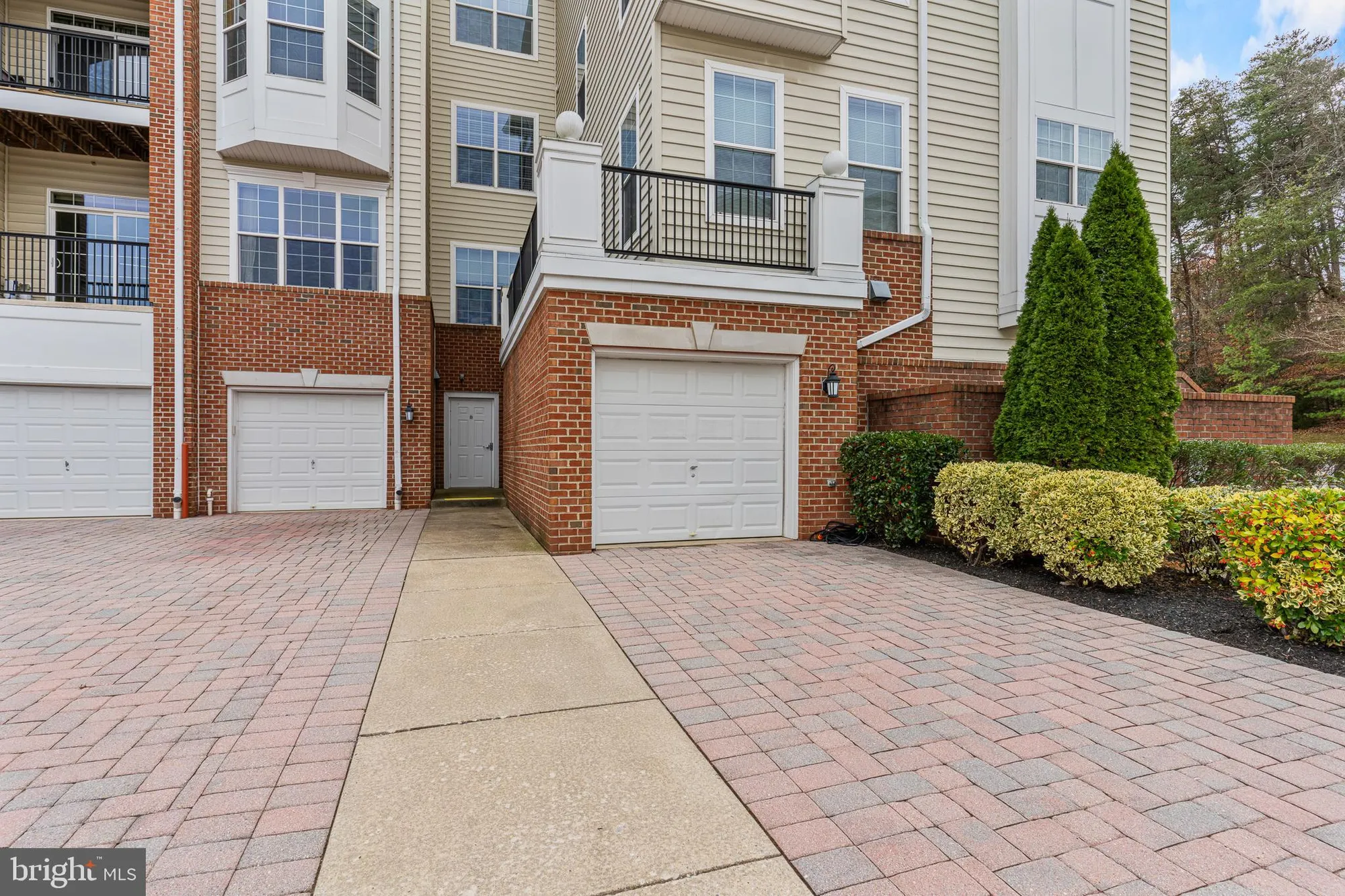 Property Slideshow image 16 of 16 | 8615 wandering fox trl 208, Odenton, MD, 21113
