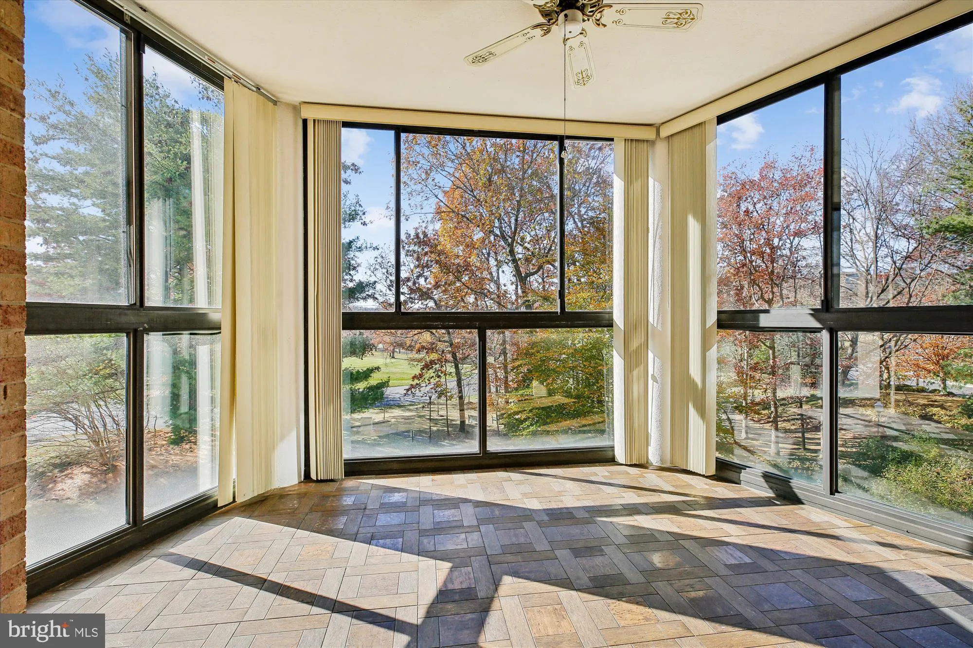 Property Slideshow image 6 of 50 | 15115 interlachen dr 3-308, Silver Spring, MD, 20906