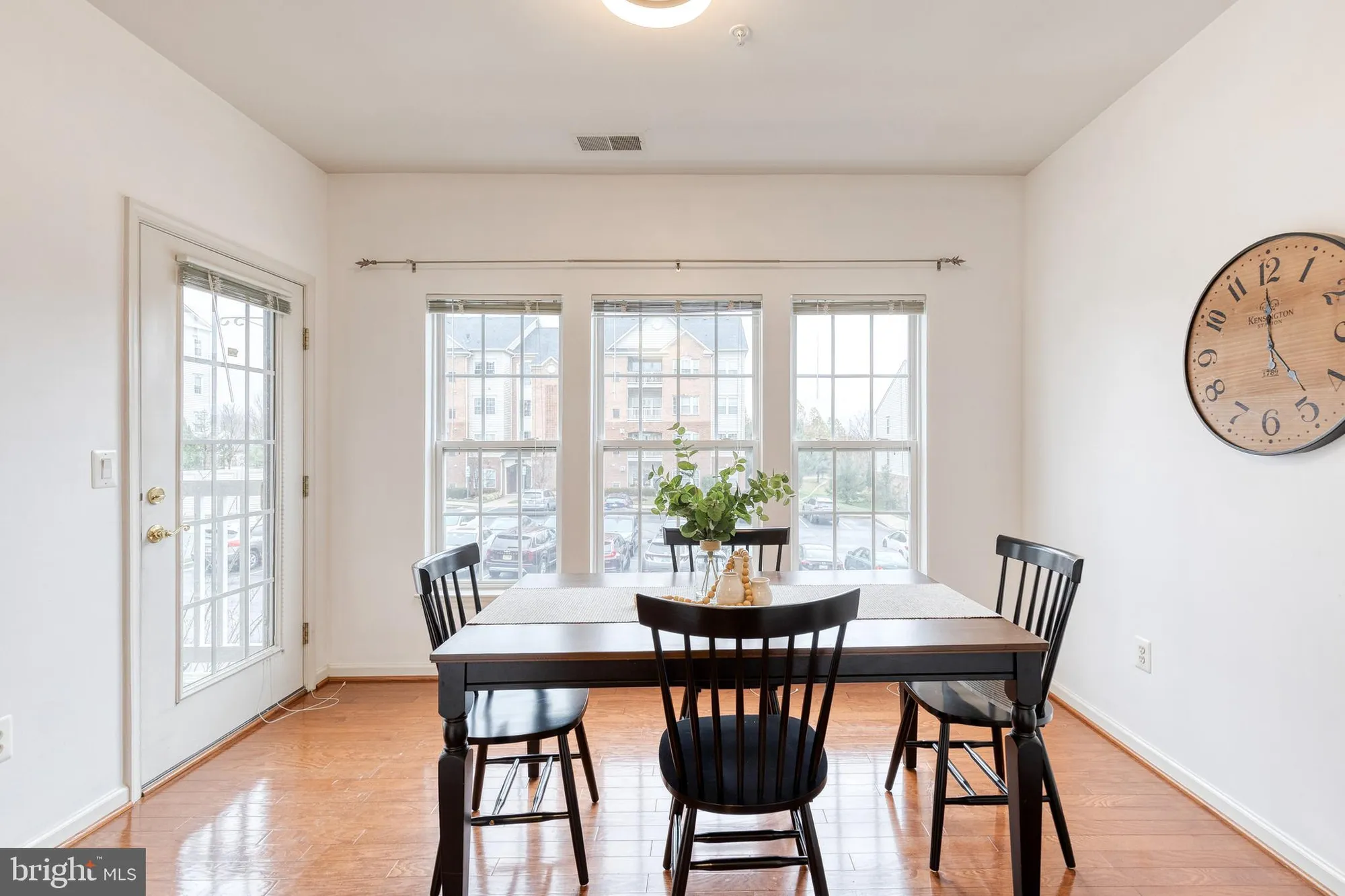 Property Slideshow image 13 of 32 | 8260 stone crop dr e, Ellicott City, MD, 21043