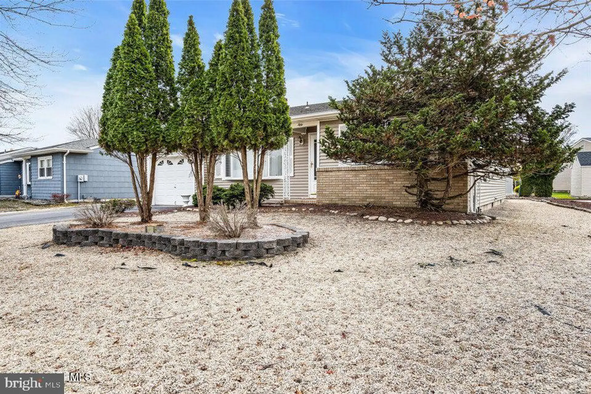 Property Slideshow image 6 of 32 | 50 oakfield rd, Toms River, NJ, 08757