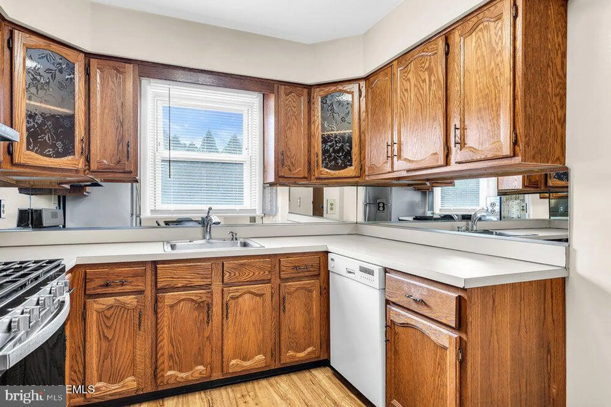 Property Slideshow image 19 of 32 | 50 oakfield rd, Toms River, NJ, 08757