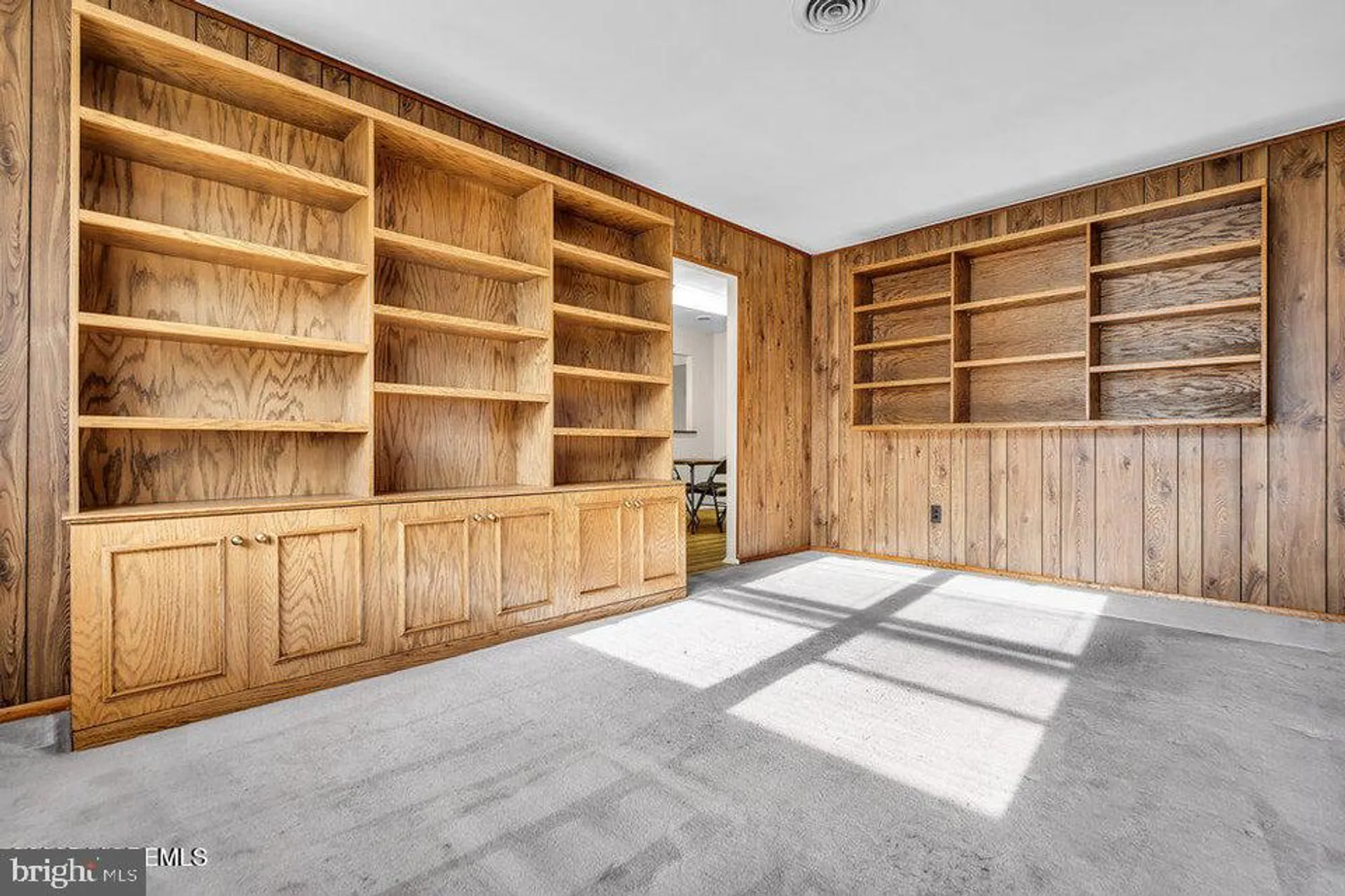 Property Slideshow image 23 of 32 | 50 oakfield rd, Toms River, NJ, 08757