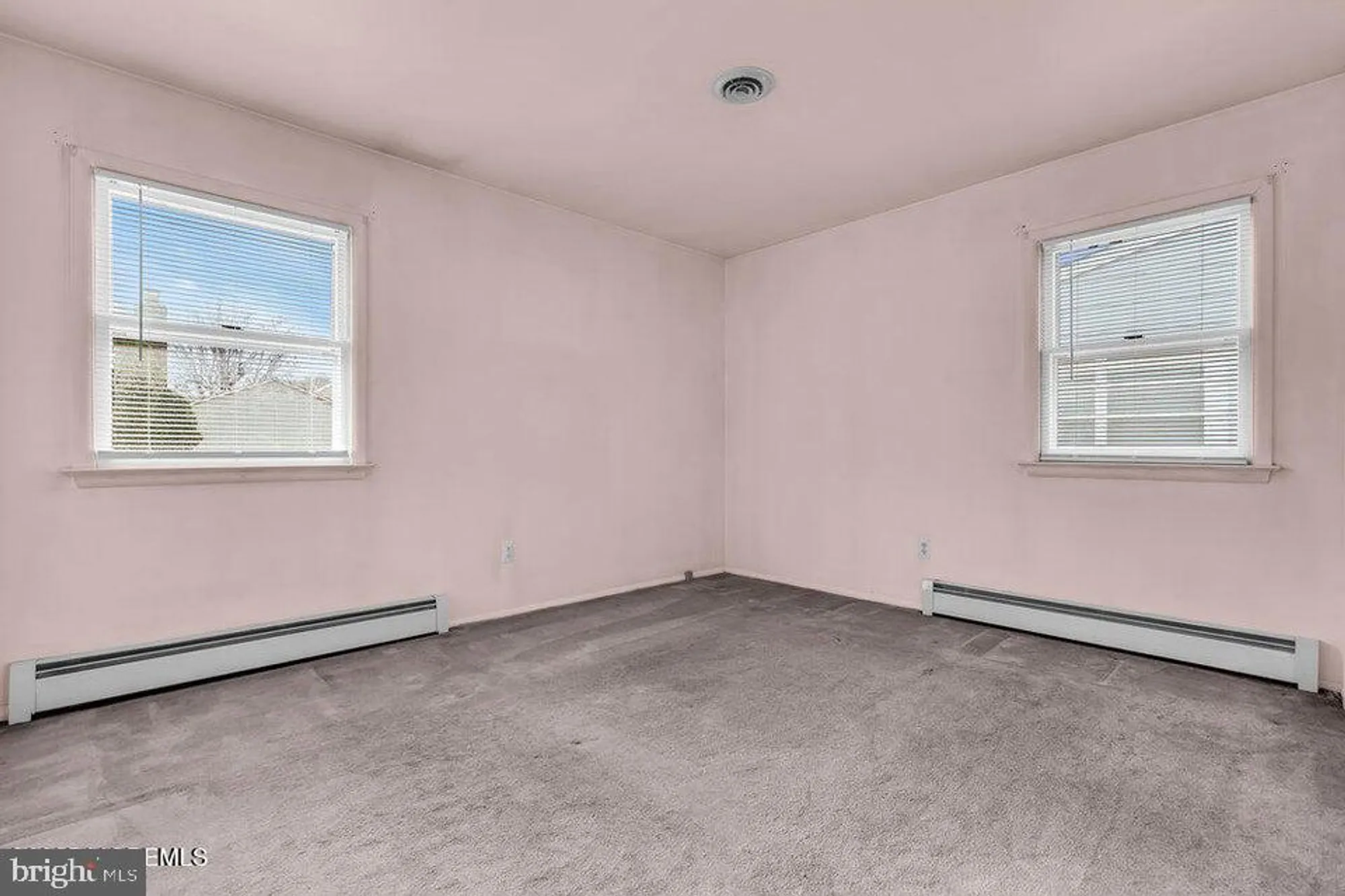 Property Slideshow image 24 of 32 | 50 oakfield rd, Toms River, NJ, 08757