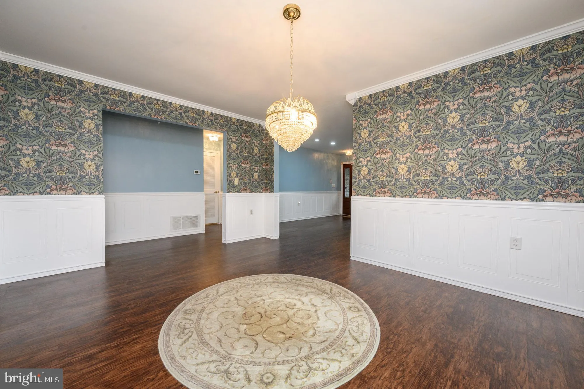 Property Slideshow image 10 of 42 | 20 buxton ct, Southampton, NJ, 08088