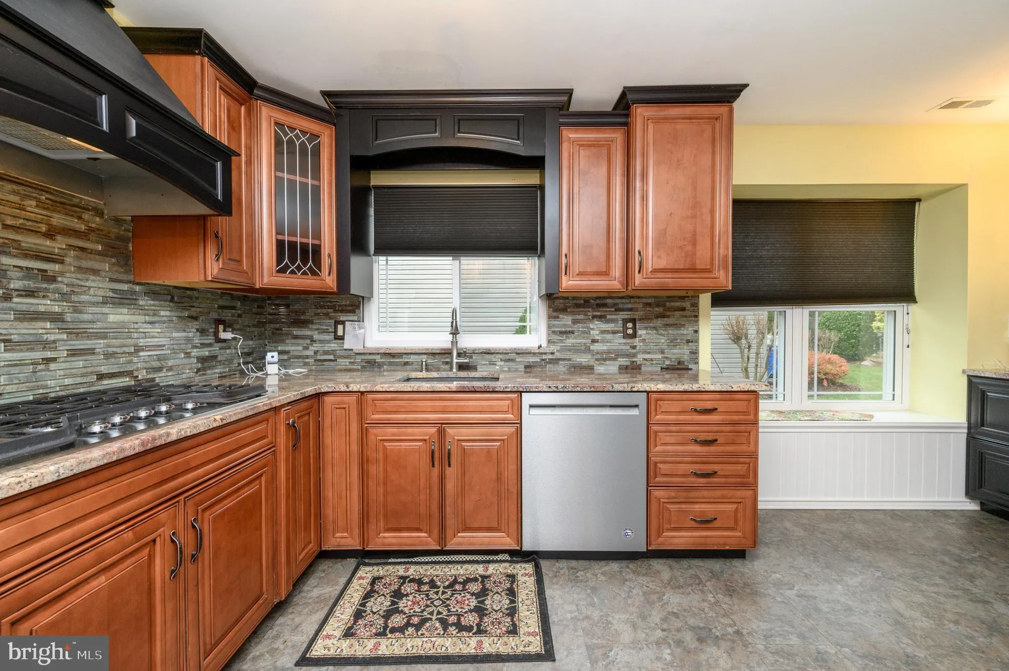 Property Slideshow image 13 of 42 | 20 buxton ct, Southampton, NJ, 08088