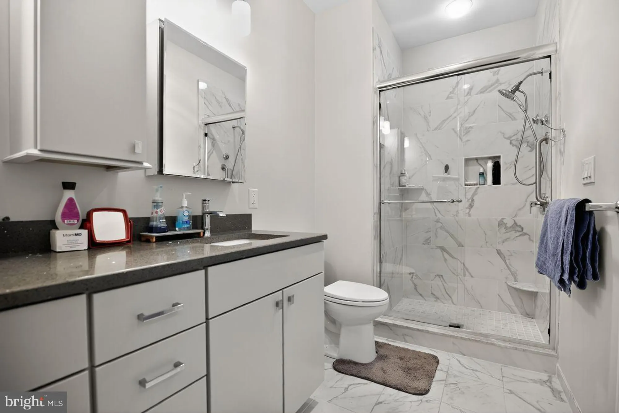 Property Slideshow image 24 of 36 | 506 penny ln c14, Philadelphia, PA, 19111