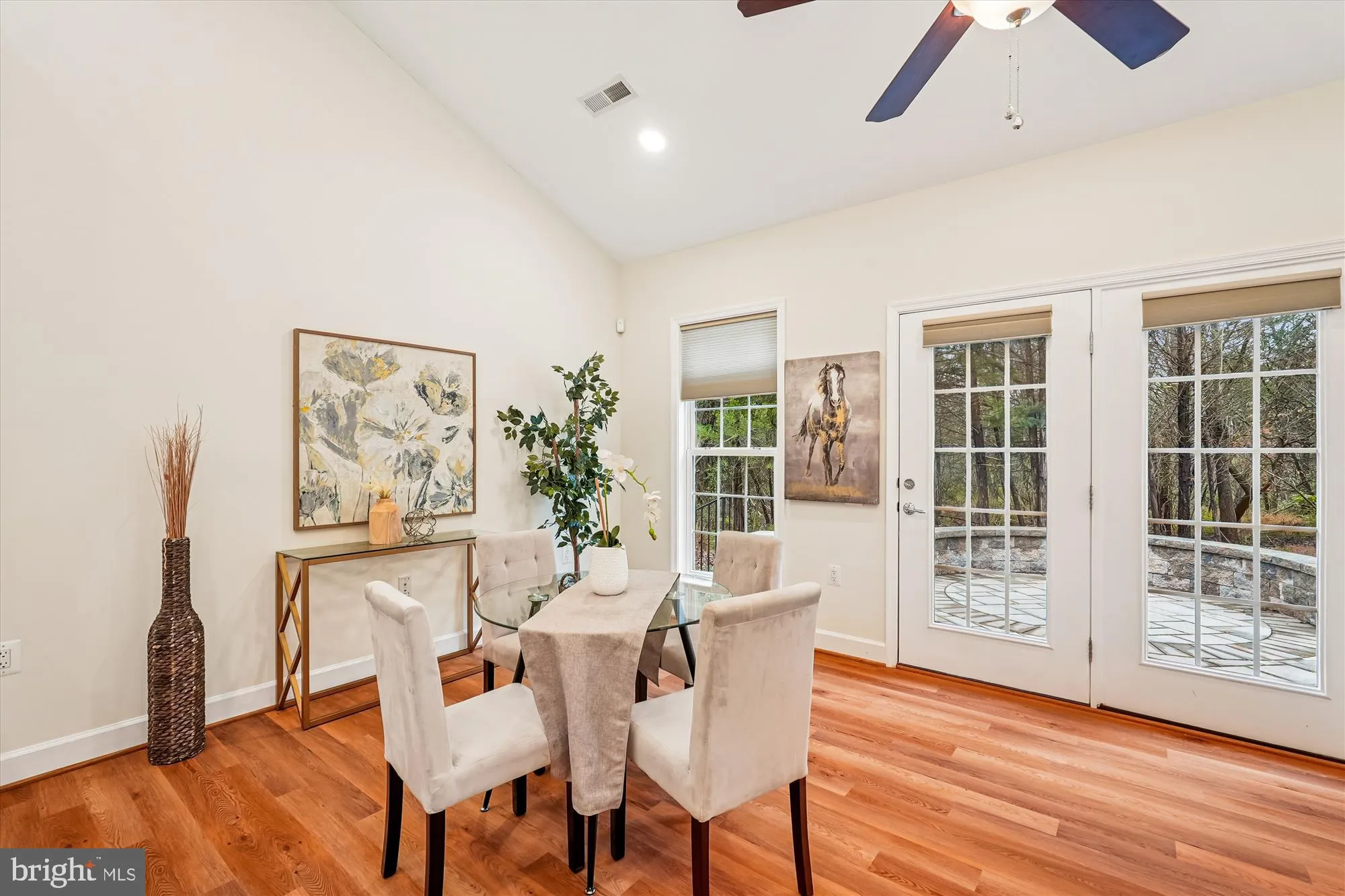 Property Slideshow image 11 of 28 | 20439 old grey pl, Ashburn, VA, 20147