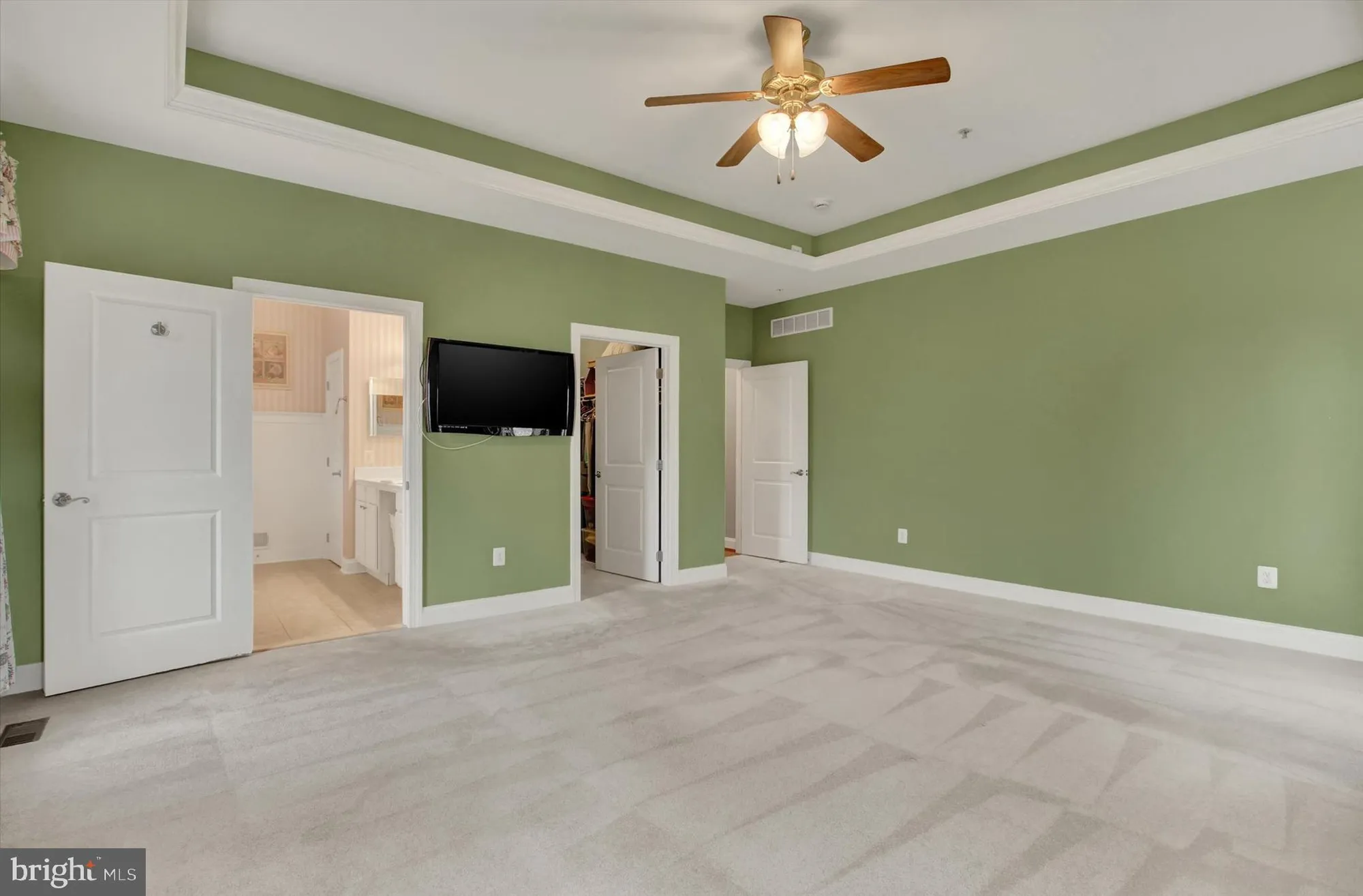 Property Slideshow image 24 of 43 | 2841 chauncey hill dr # 28, Manchester, MD, 21102