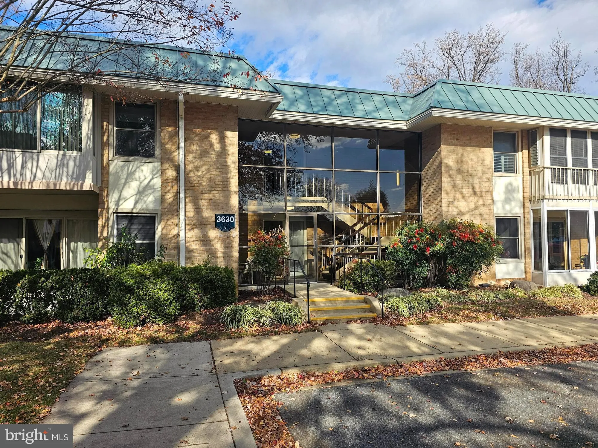 Property Slideshow image 2 of 31 | 3630 gleneagles dr 8-1d, Silver Spring, MD, 20906