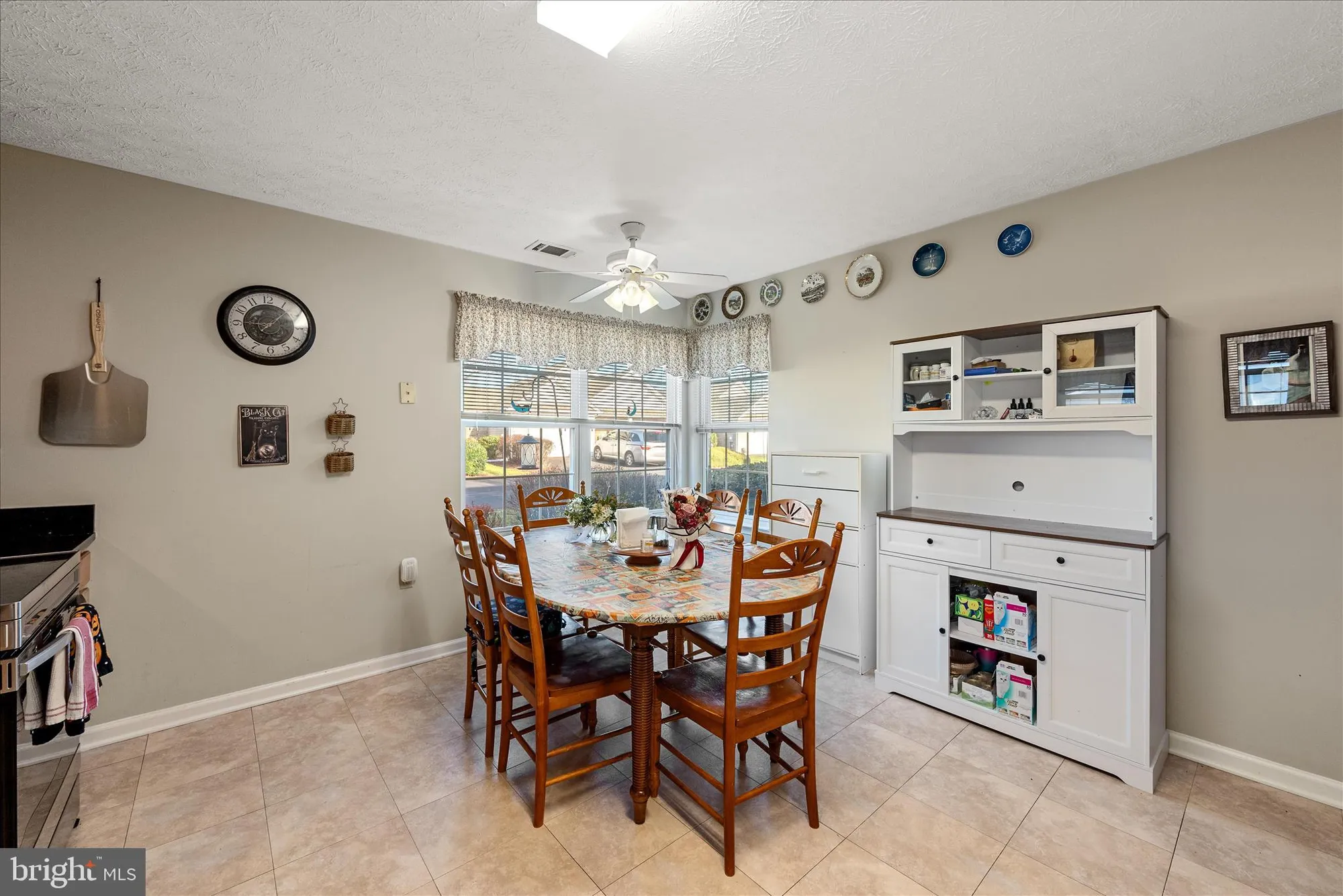 Property Slideshow image 15 of 32 | 203 crestwood ln, Winchester, VA, 22602