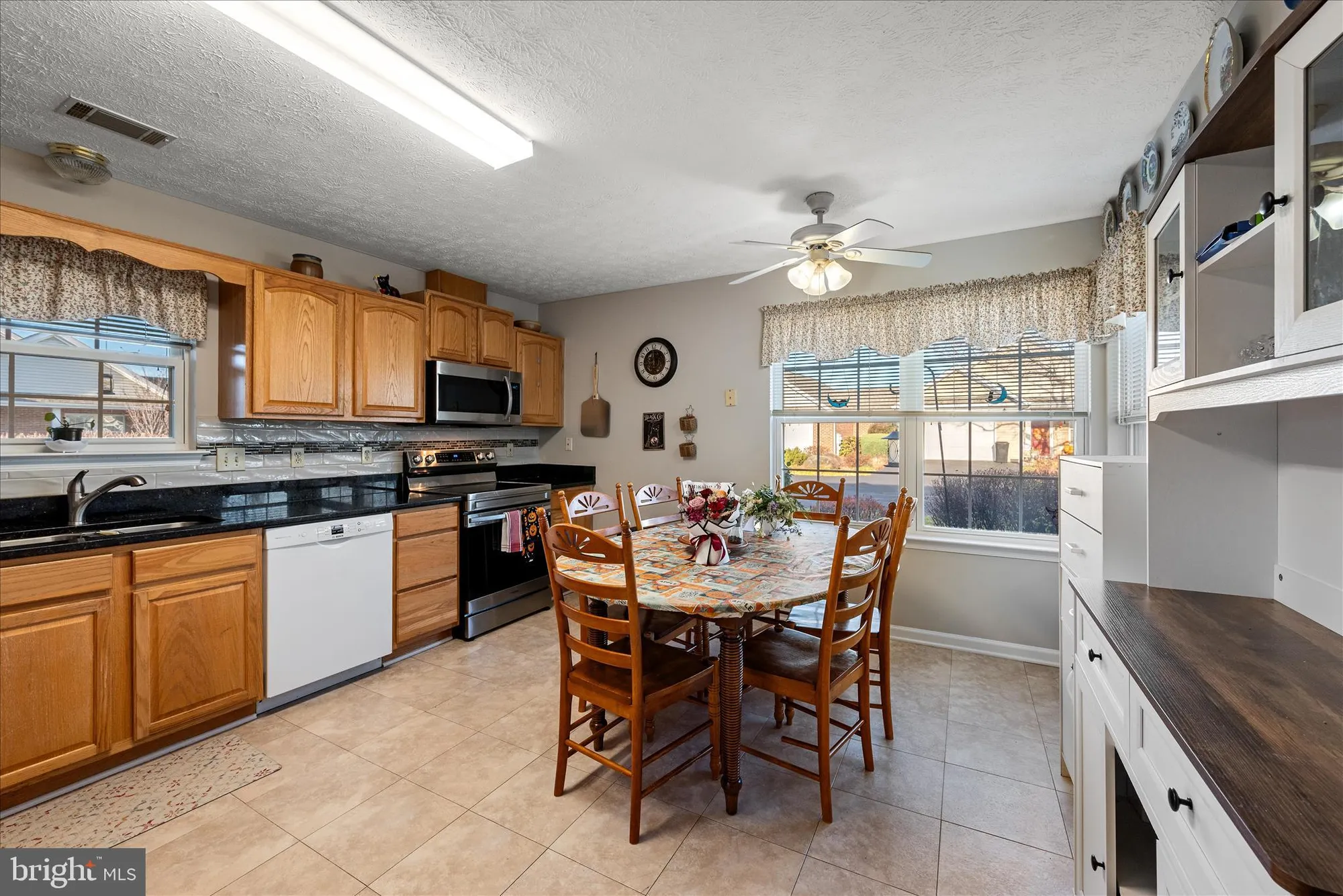 Property Slideshow image 14 of 32 | 203 crestwood ln, Winchester, VA, 22602