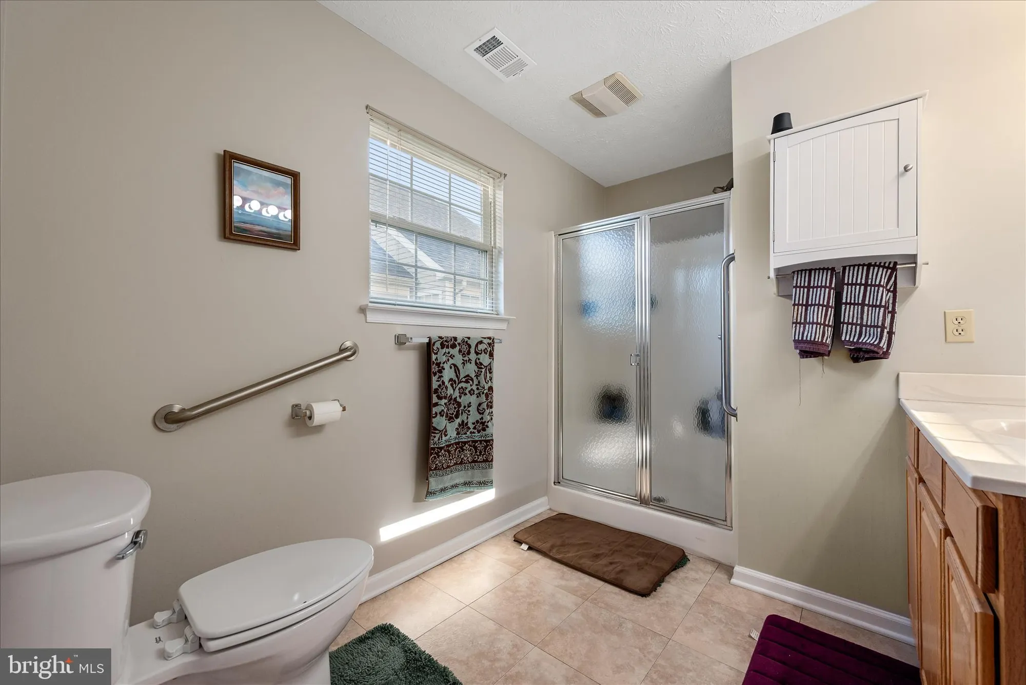 Property Slideshow image 29 of 32 | 203 crestwood ln, Winchester, VA, 22602