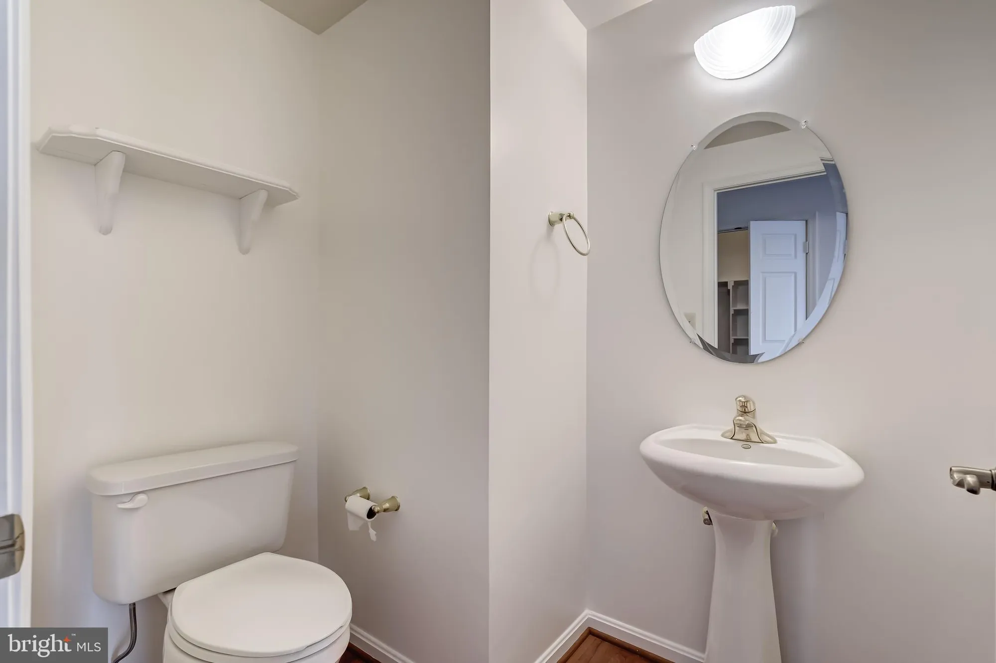 Property Slideshow image 39 of 88 | 19355 cypress ridge ter 1006, Leesburg, VA, 20176