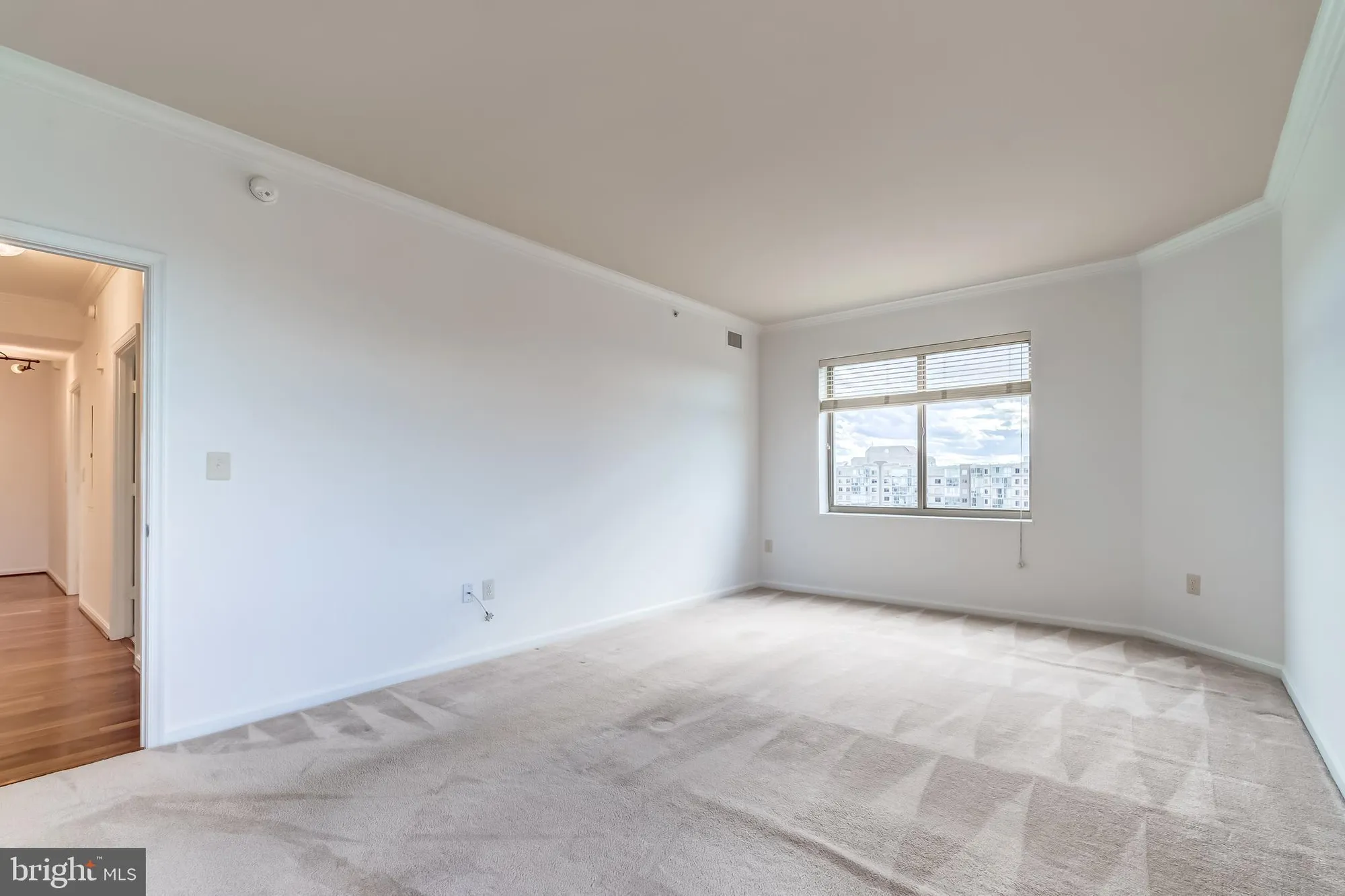 Property Slideshow image 51 of 88 | 19355 cypress ridge ter 1006, Leesburg, VA, 20176