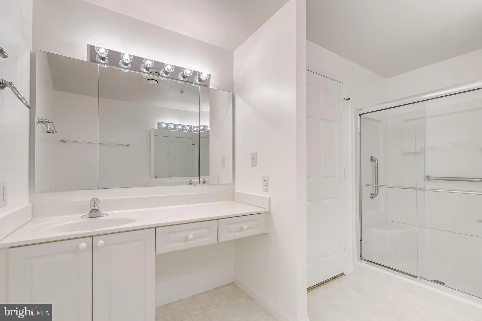 Property Slideshow image 58 of 88 | 19355 cypress ridge ter 1006, Leesburg, VA, 20176