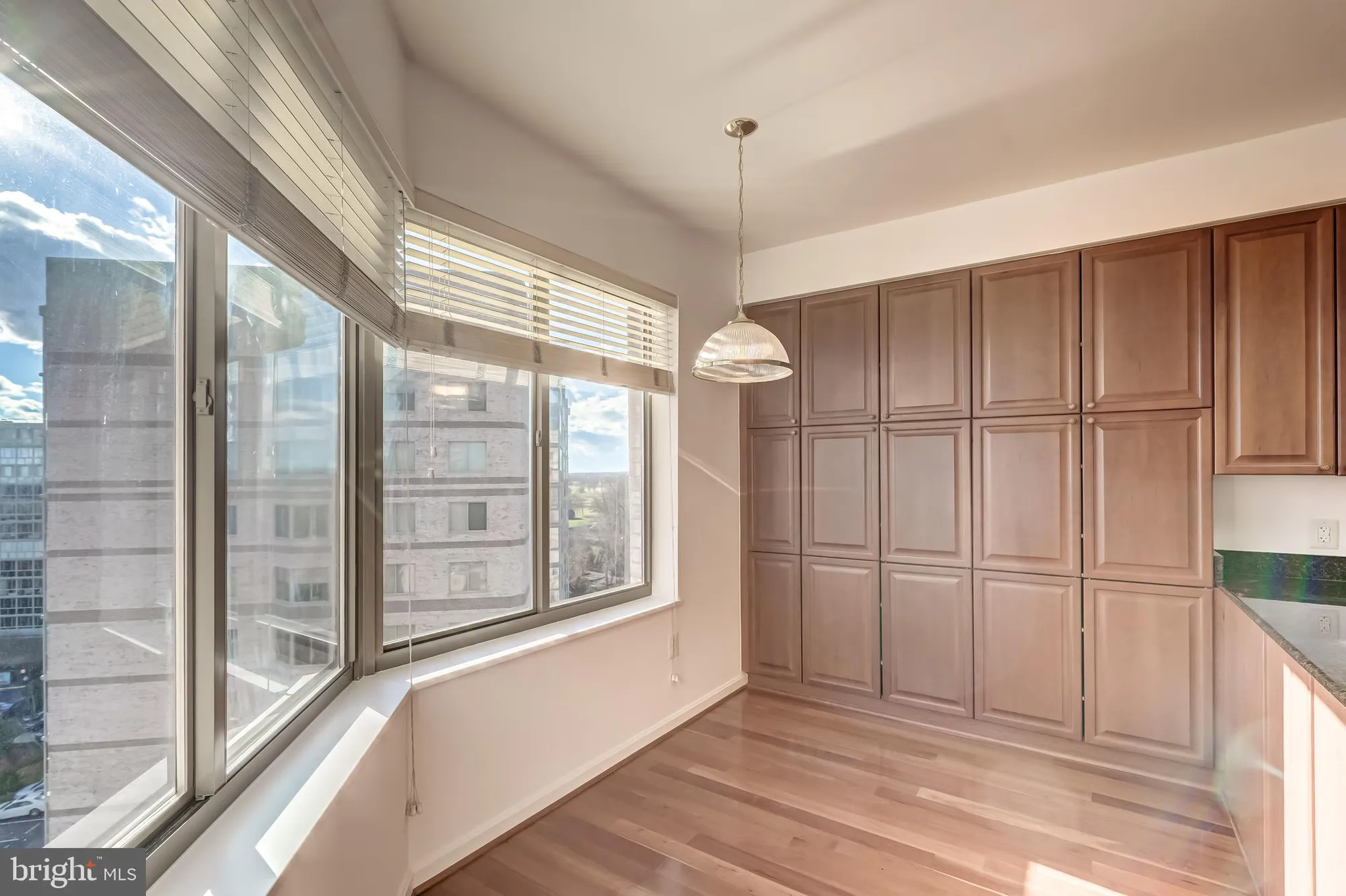 Property Slideshow image 69 of 88 | 19355 cypress ridge ter 1006, Leesburg, VA, 20176