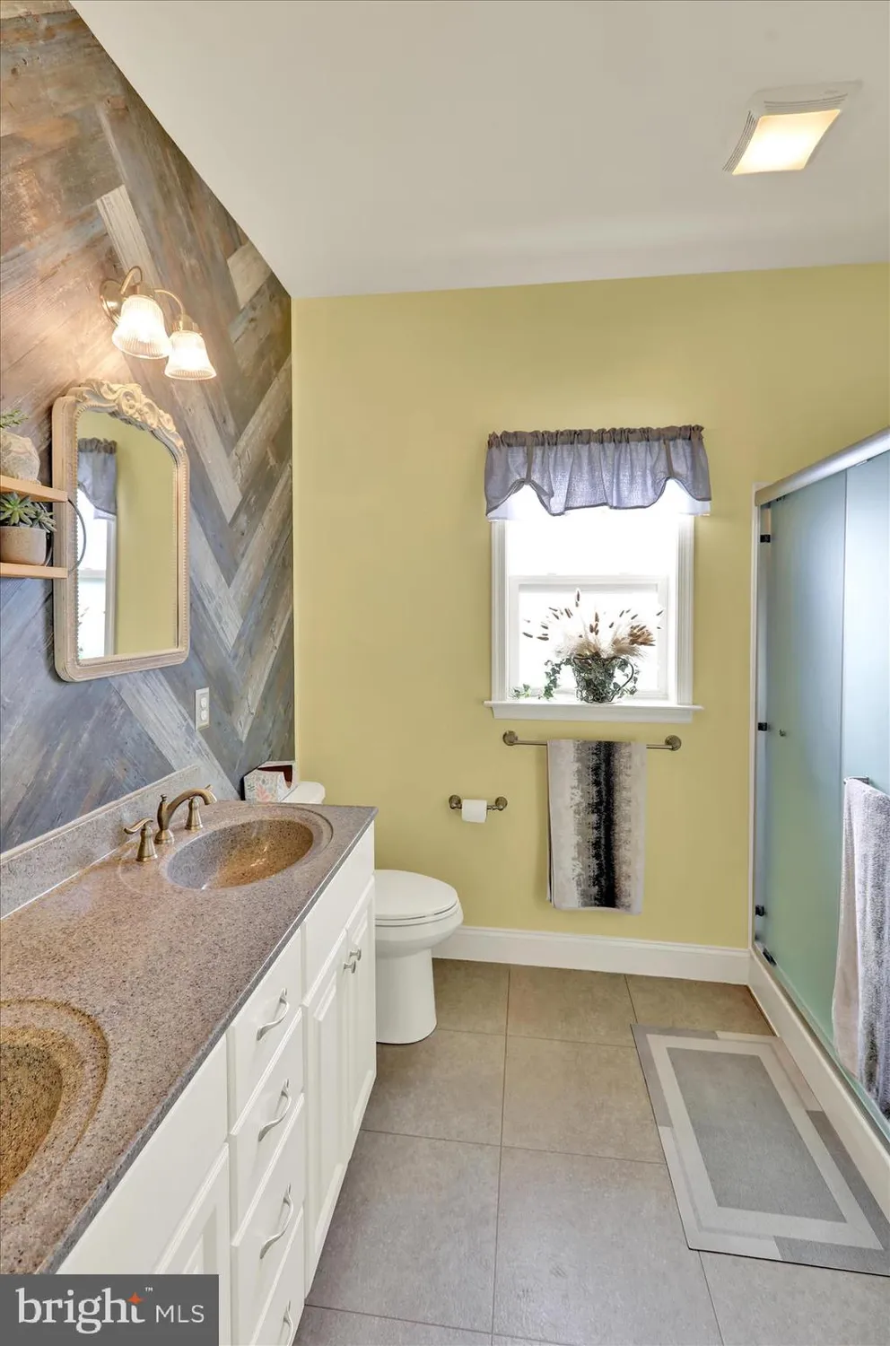 Property Slideshow image 31 of 37 | 4 rosebush ct, Womelsdorf, PA, 19567