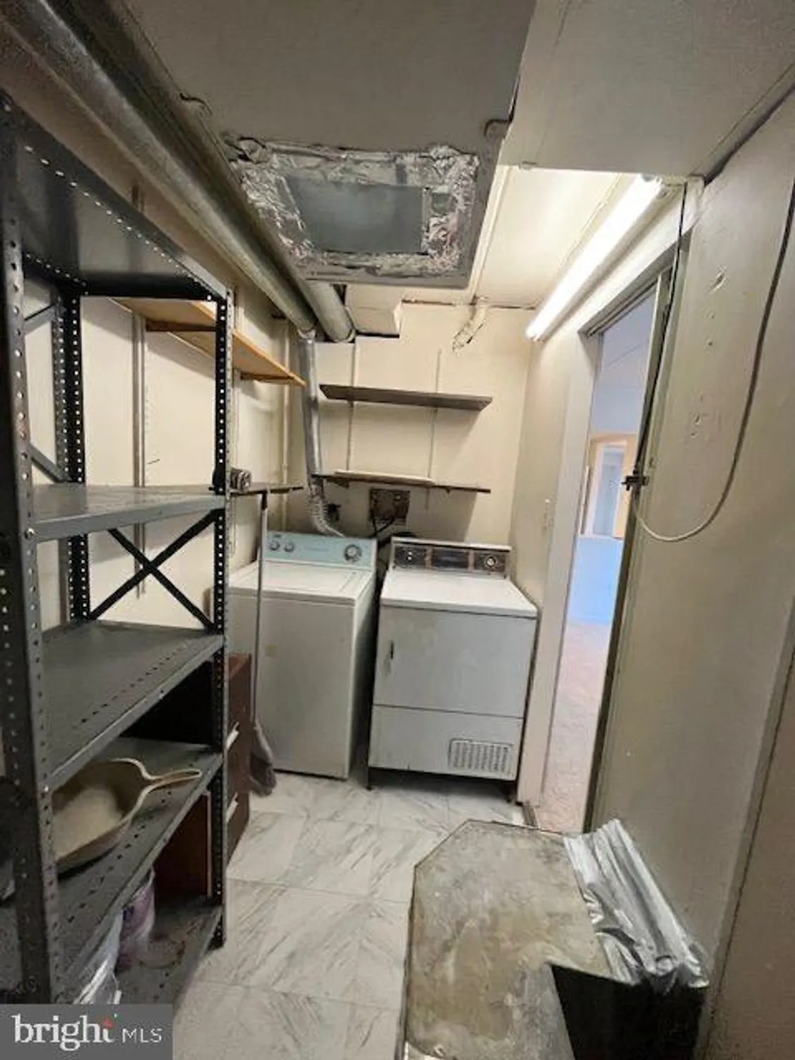 Property Slideshow image 15 of 21 | 67003 delaire landing rd 3, Philadelphia, PA, 19114