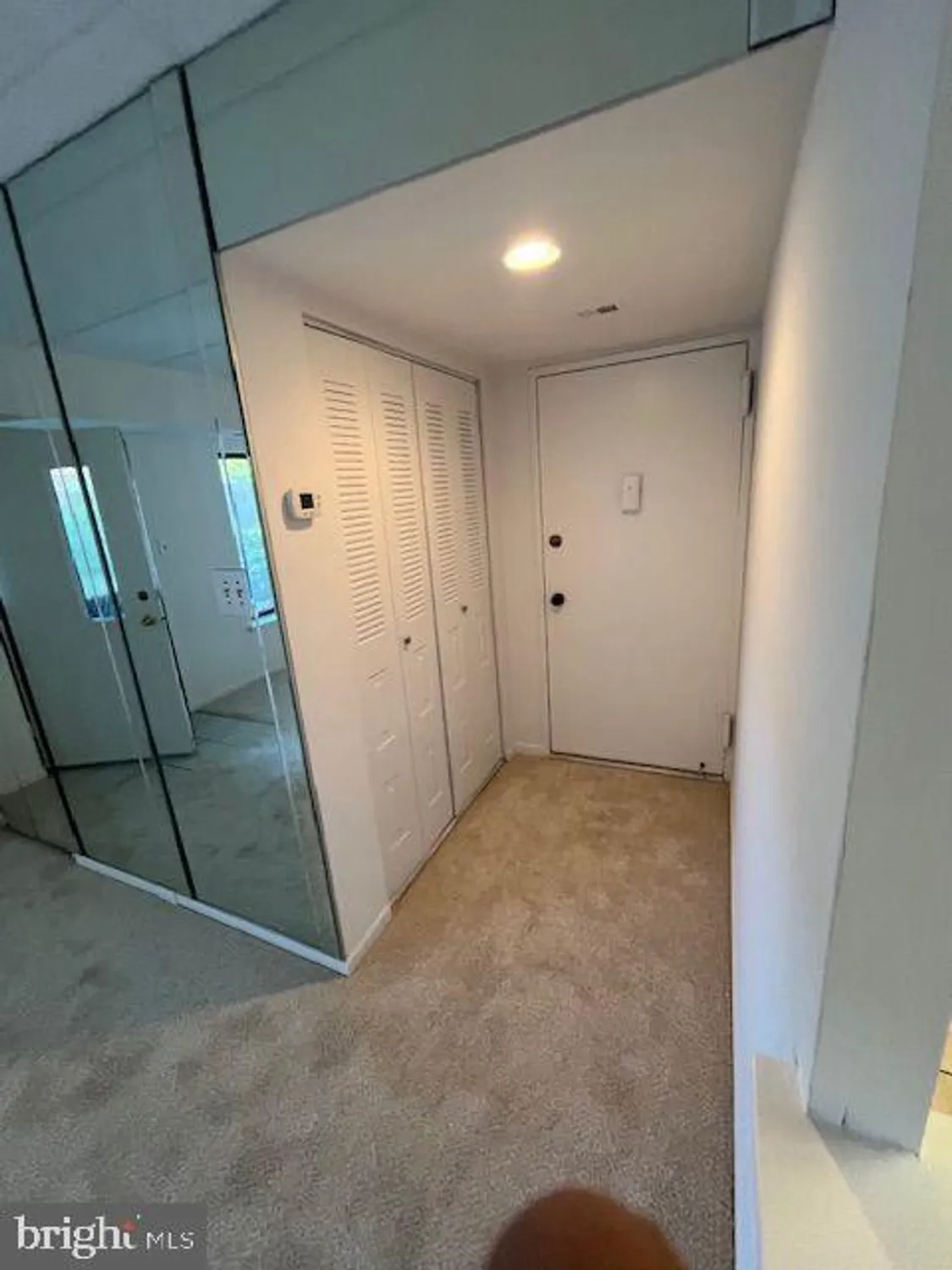 Property Slideshow image 3 of 21 | 67003 delaire landing rd 3, Philadelphia, PA, 19114