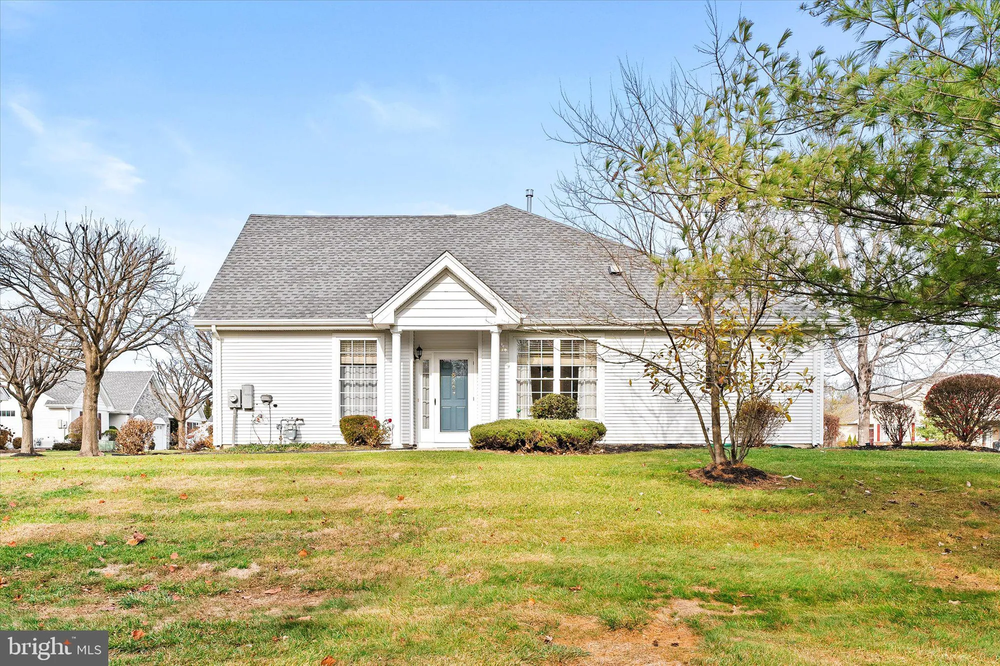 Property Slideshow image 3 of 25 | 207 burholme dr, Hamilton, NJ, 08691