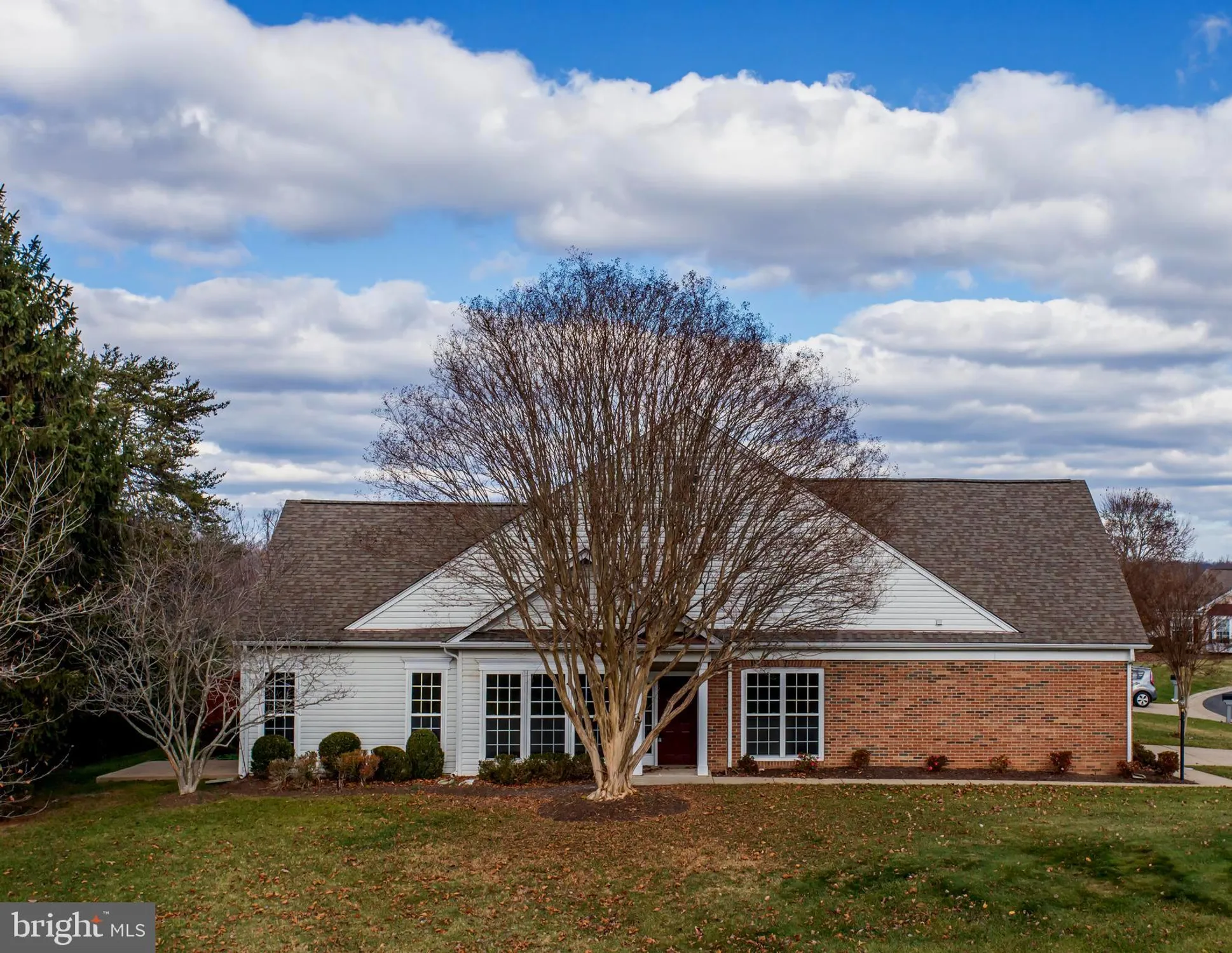 Property Slideshow image 3 of 49 | 1981 penfold ct, Woodbridge, VA, 22192