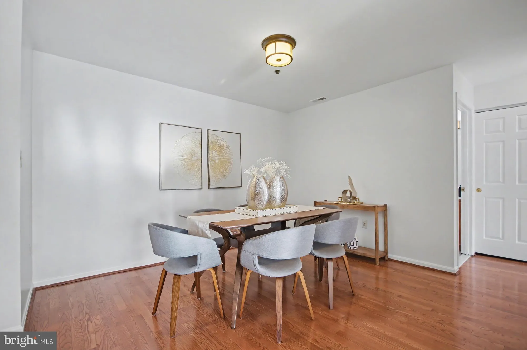 Property Slideshow image 4 of 44 | 803 coxswain way unit 203, Annapolis, MD, 21401