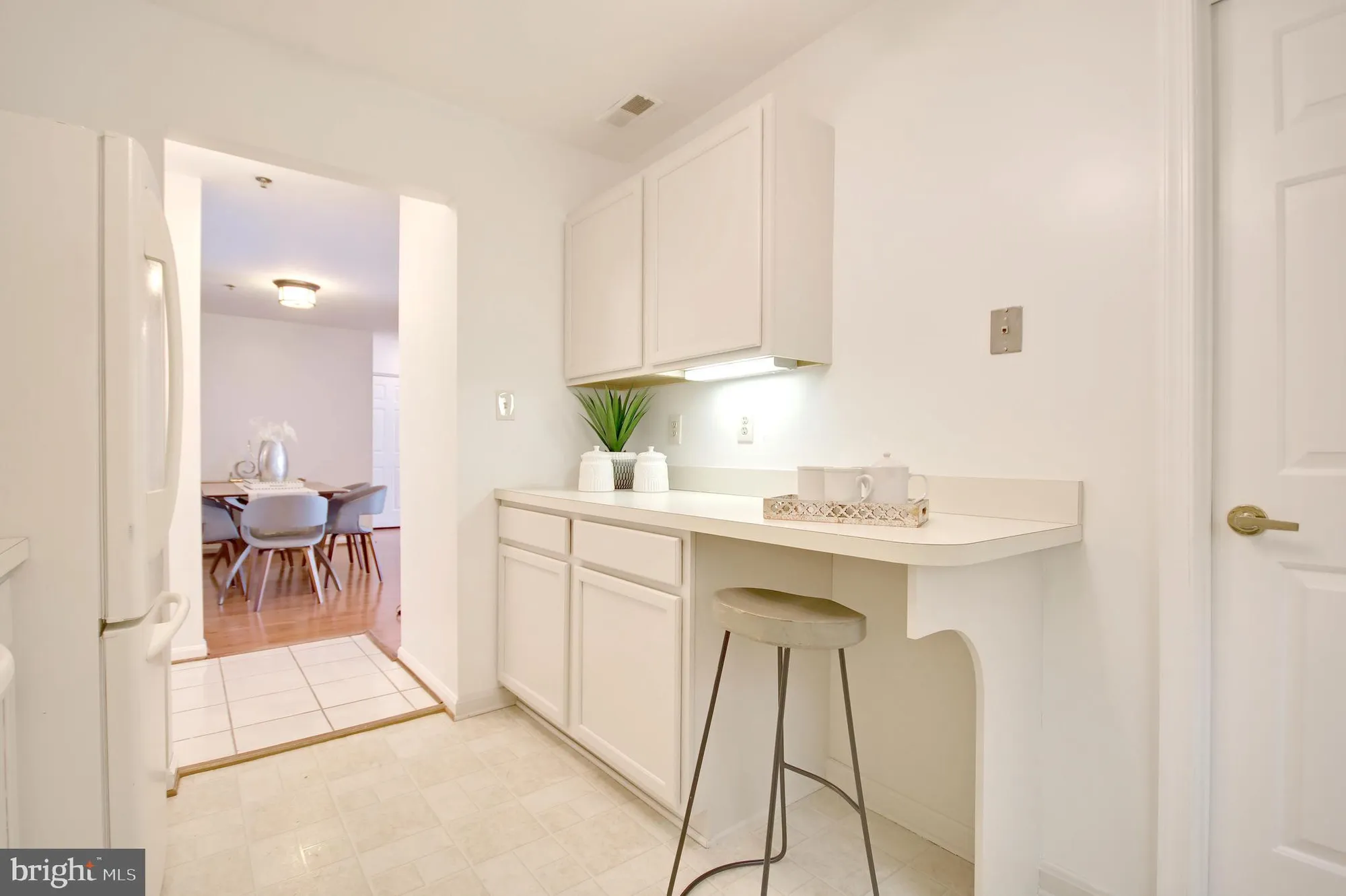 Property Slideshow image 11 of 44 | 803 coxswain way unit 203, Annapolis, MD, 21401