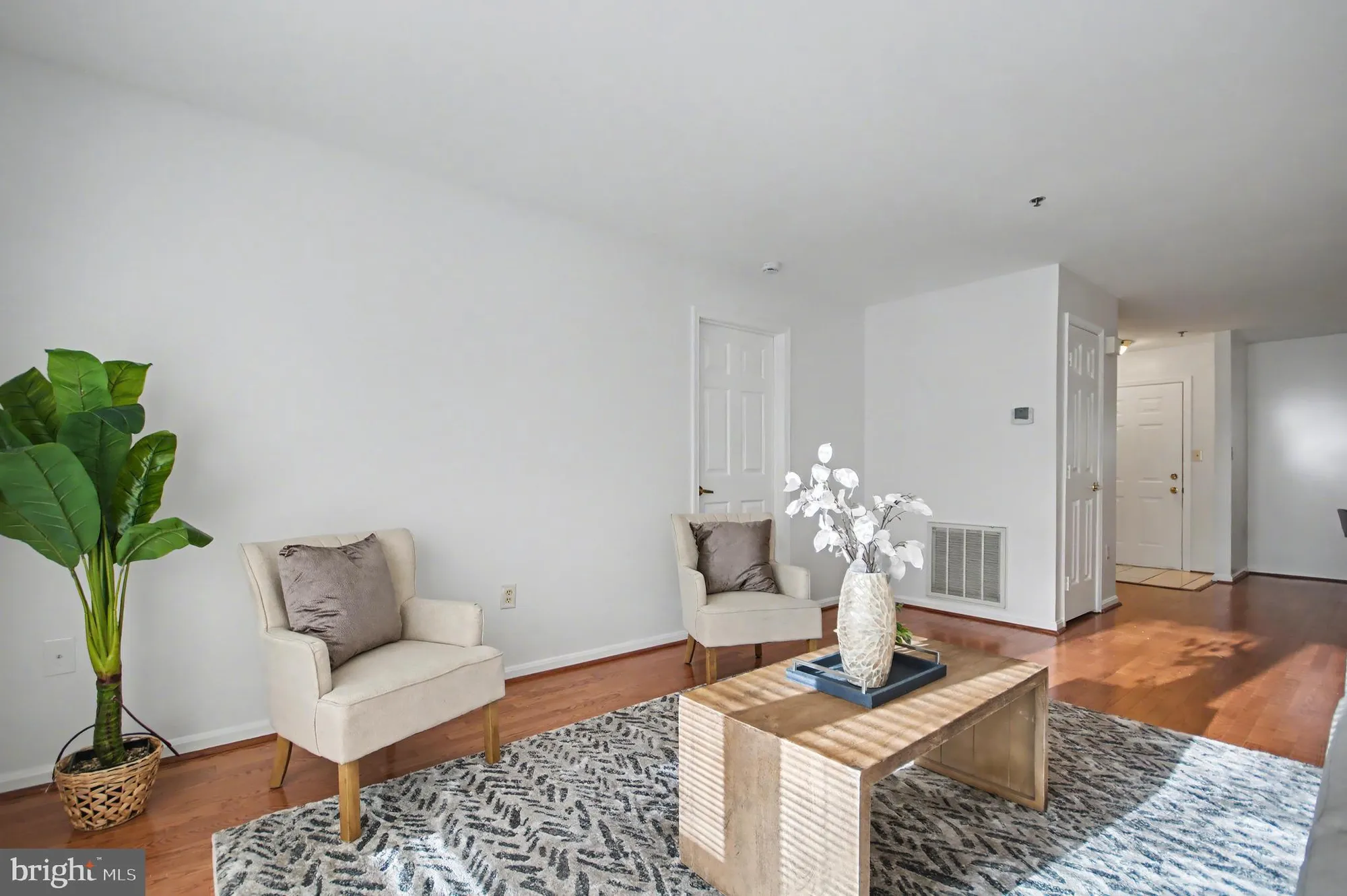 Property Slideshow image 8 of 44 | 803 coxswain way unit 203, Annapolis, MD, 21401