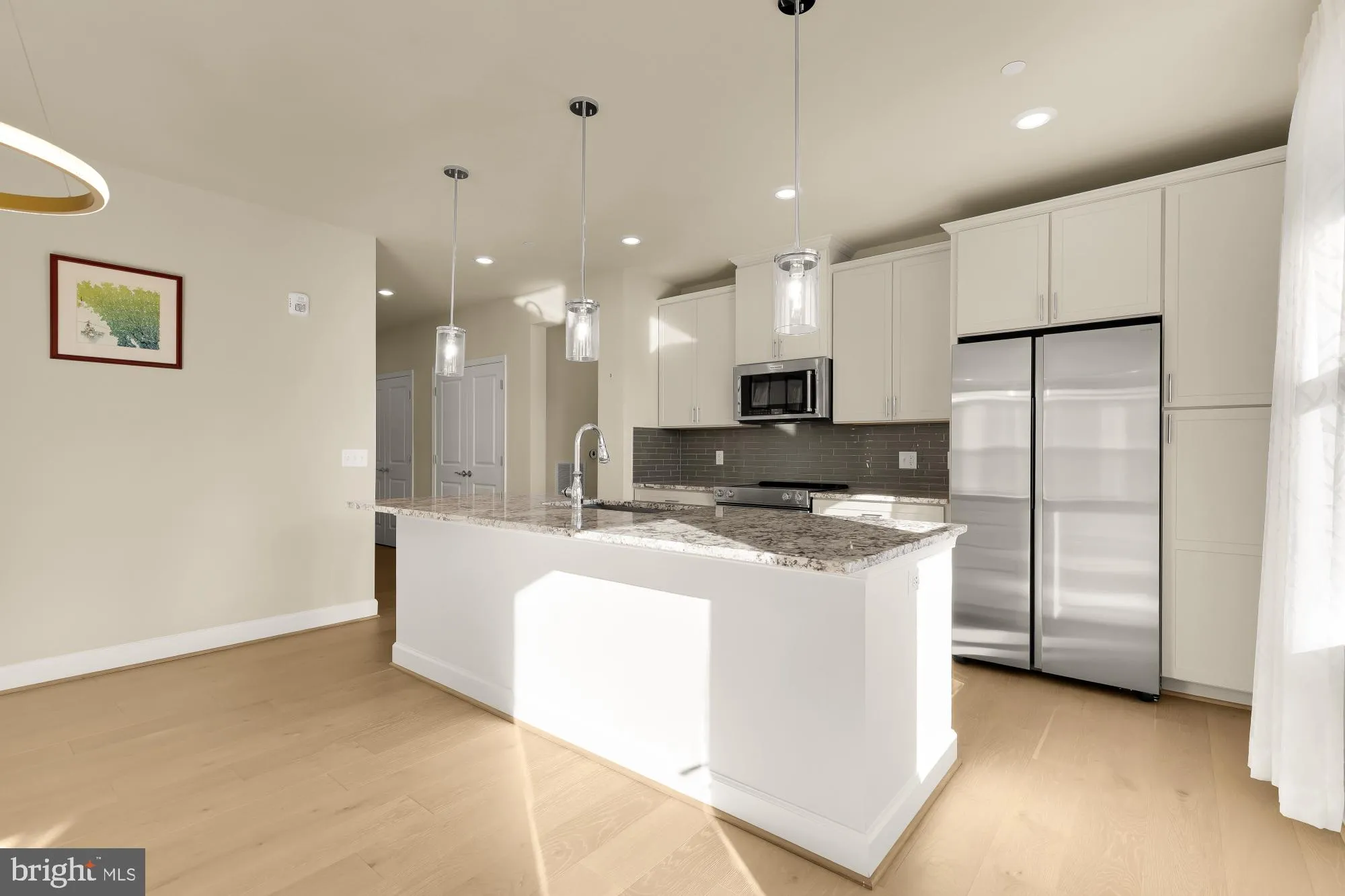 Property Slideshow image 9 of 40 | 9555 saintsbury dr unit 503, Fairfax, VA, 22031