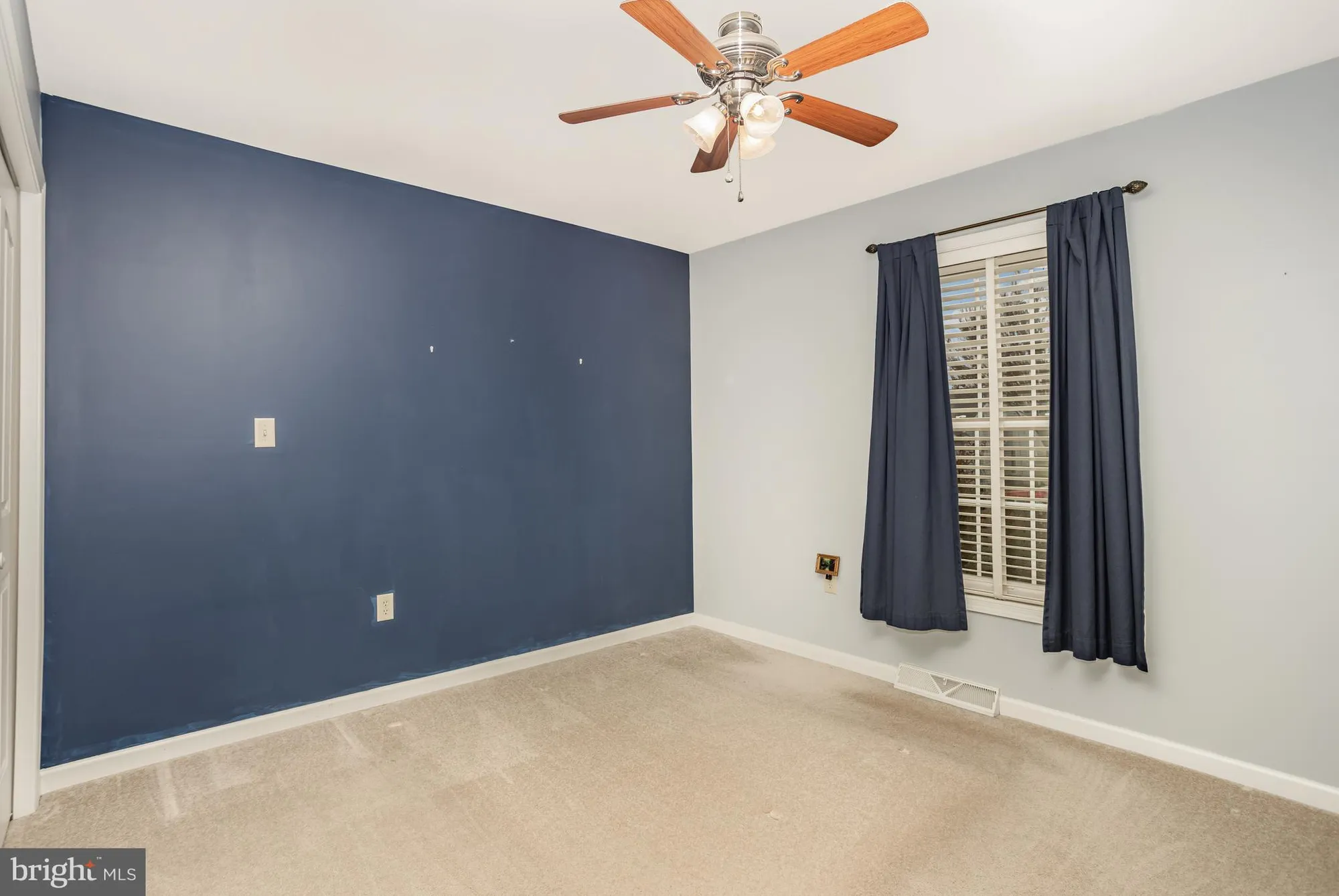 Property Slideshow image 13 of 33 | 714 heather rdg, Manheim, PA, 17545