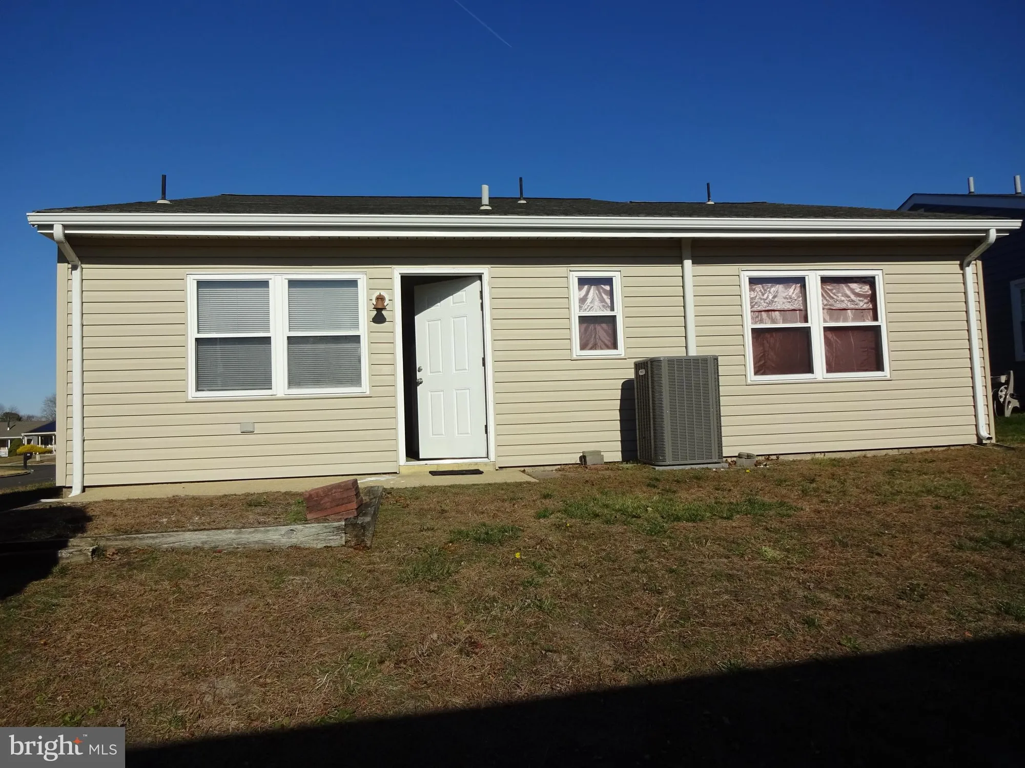 Property Slideshow image 15 of 17 | 2 farrington ct, Southampton, NJ, 08088