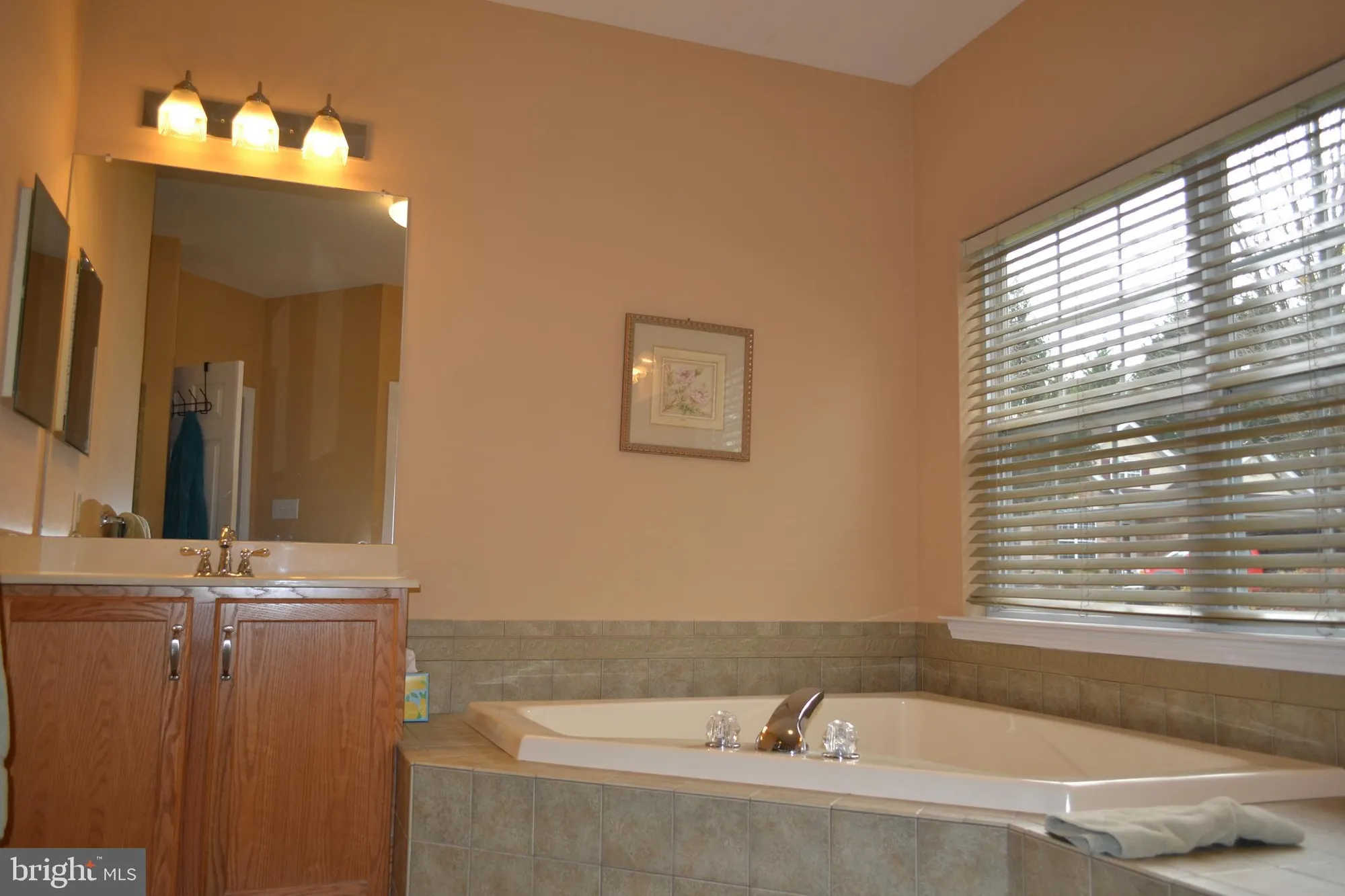 Property Slideshow image 37 of 95 | 40 brentwood rd, Upper Chichester, PA, 19061