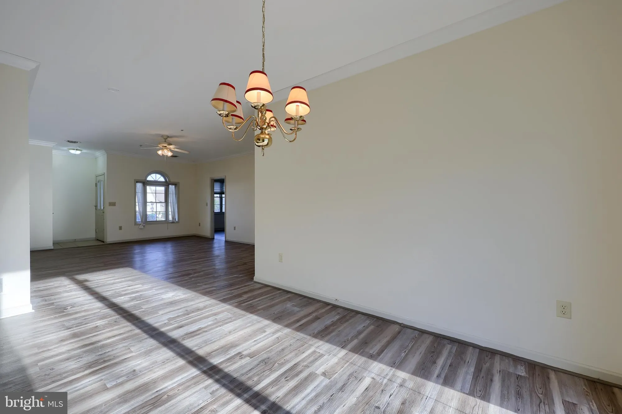 Property Slideshow image 11 of 33 | 130 leonard ln, Harrisburg, PA, 17111